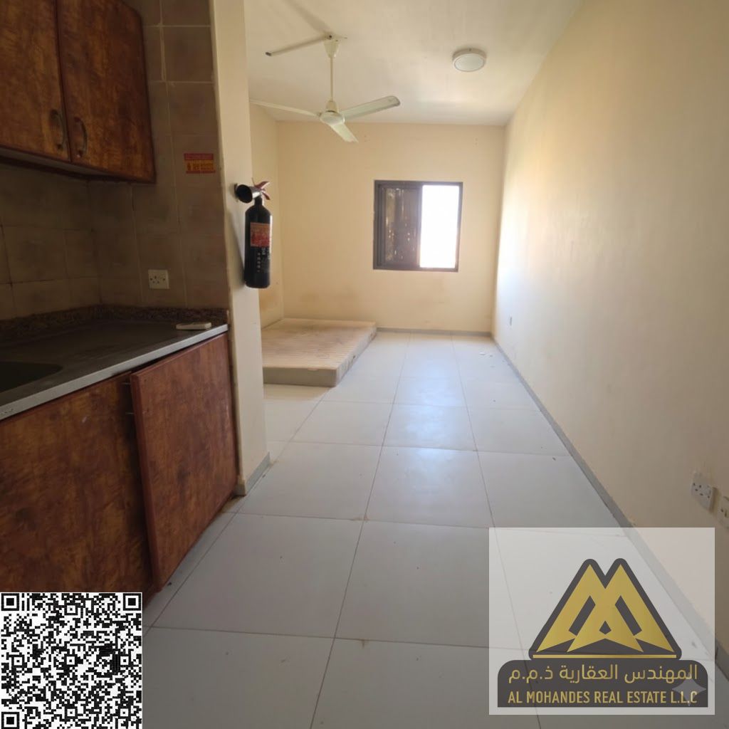 Al-Nuaimiya Studio 2: Prime location, spacious area, and an amazing price.