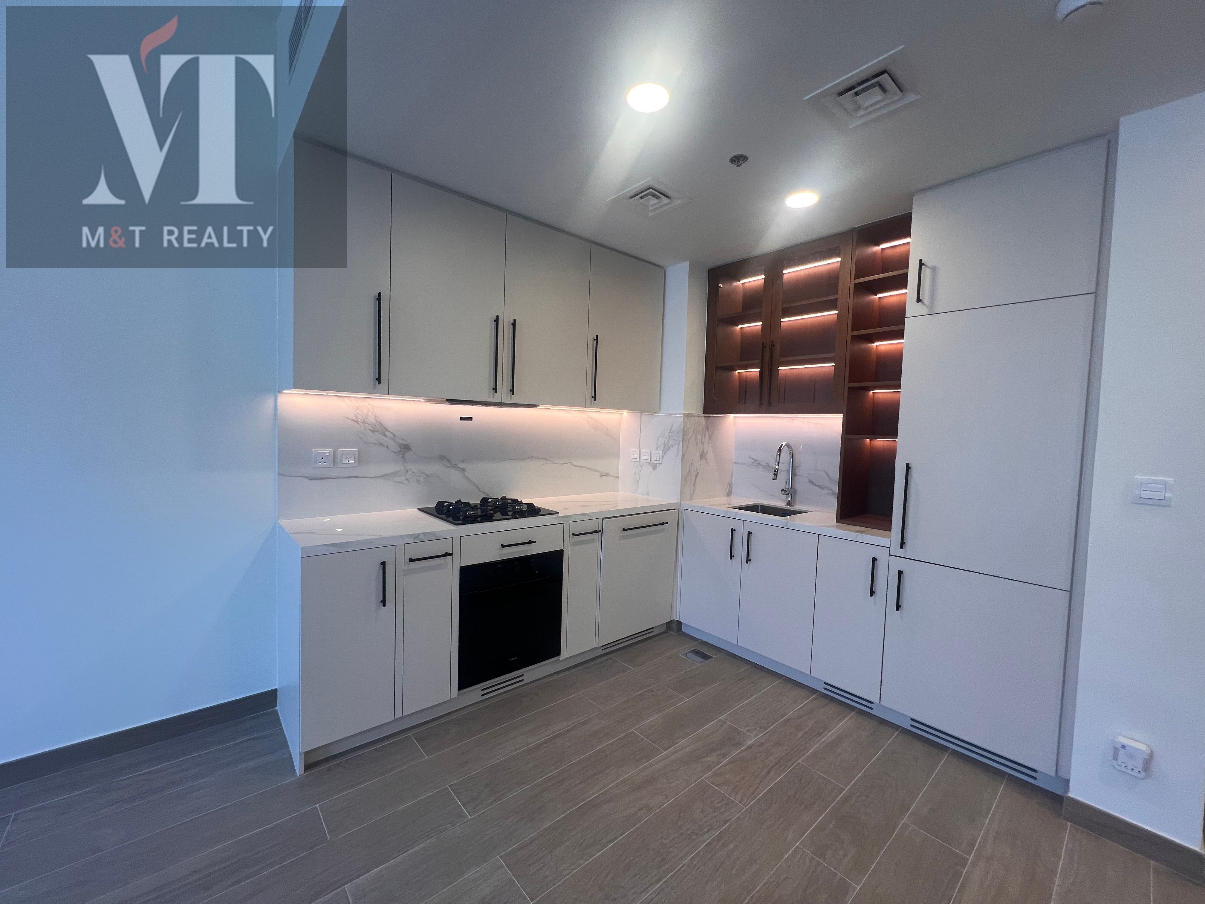 1 BR APARTMENT FOR RENT IN HOLLAND GARDENS, TOWN SQUARE WITH WHITE GOODS