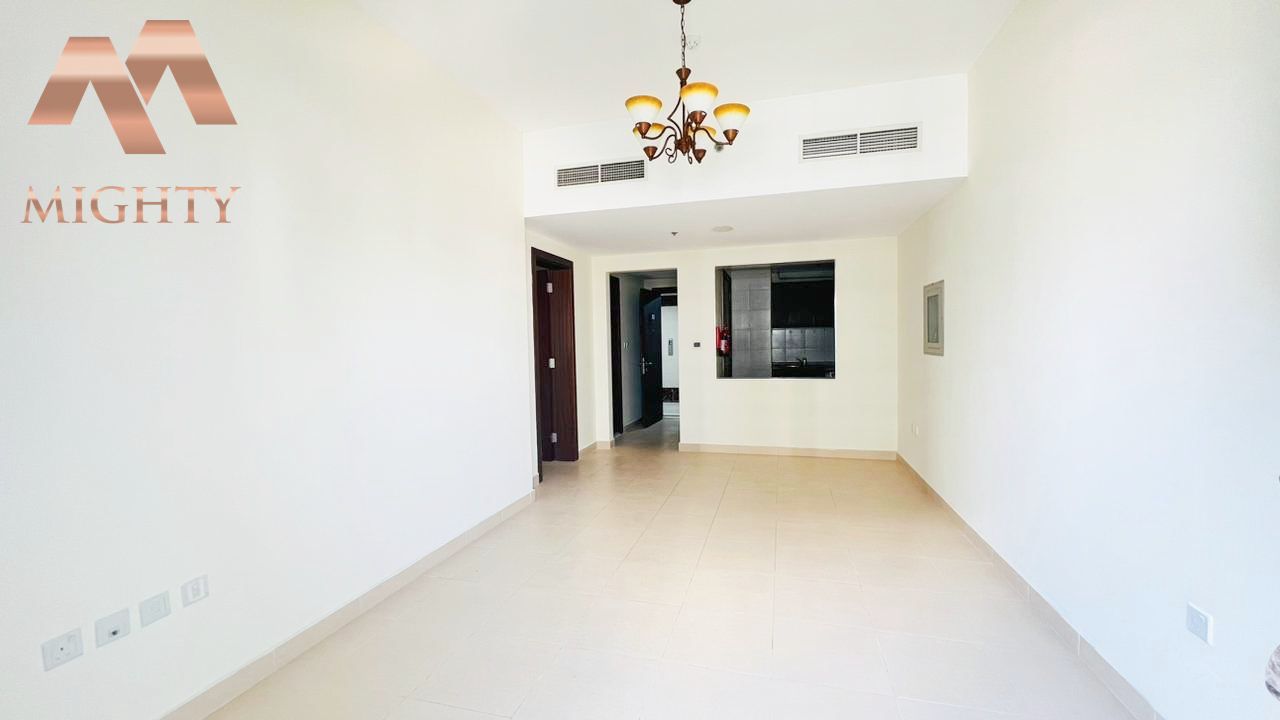 AMAZING LAYOUT | UNFURNISHED |READY TO OWN