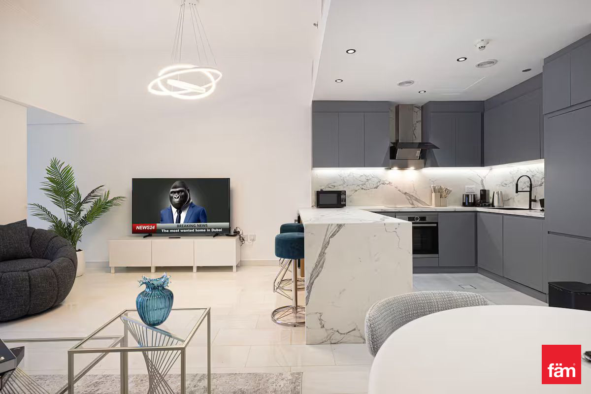 Corner Unit | Sea Views | Fully Upgraded