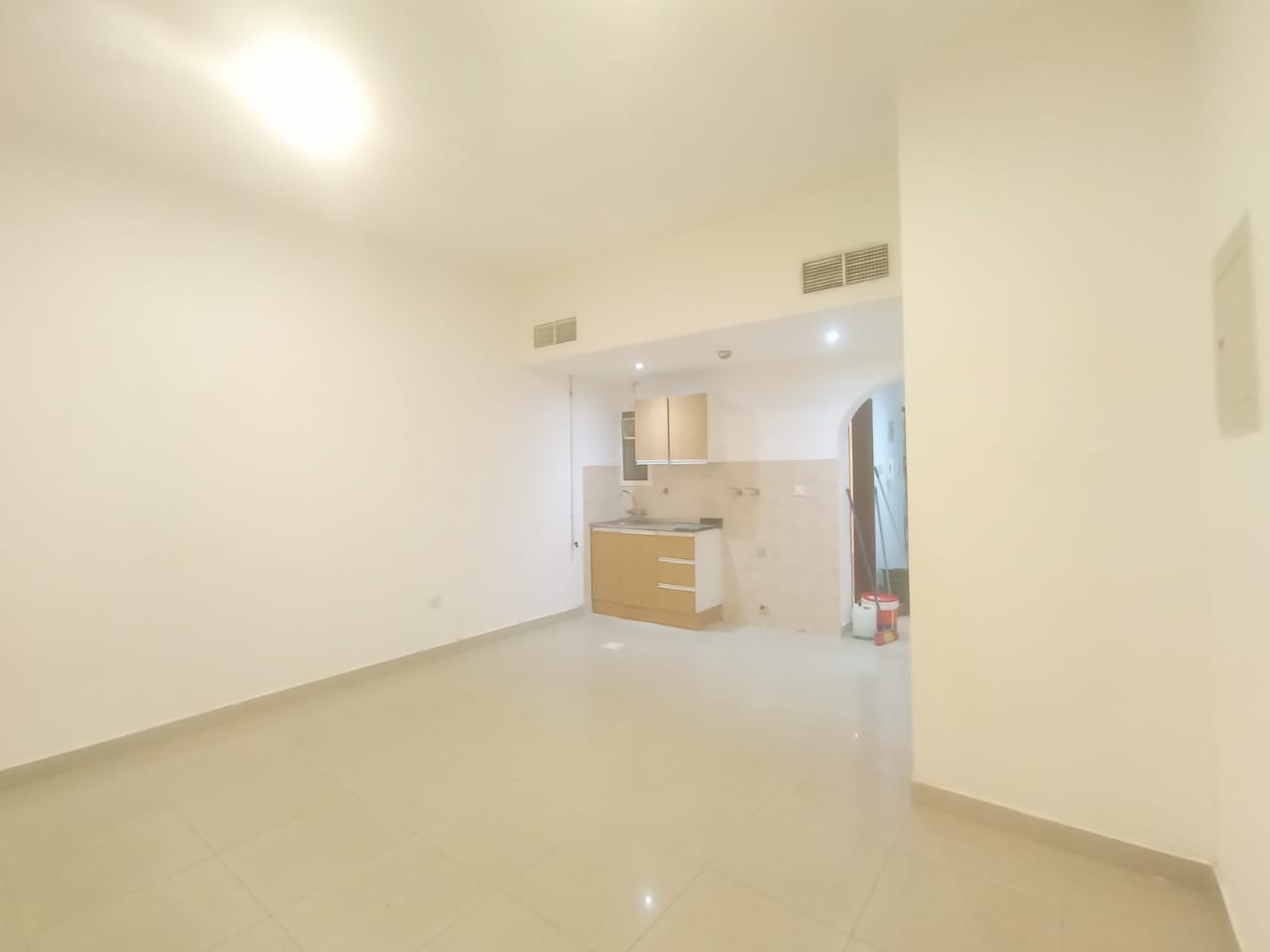 Huge size // Studio Apartment // Near to Mahtta qasmia
