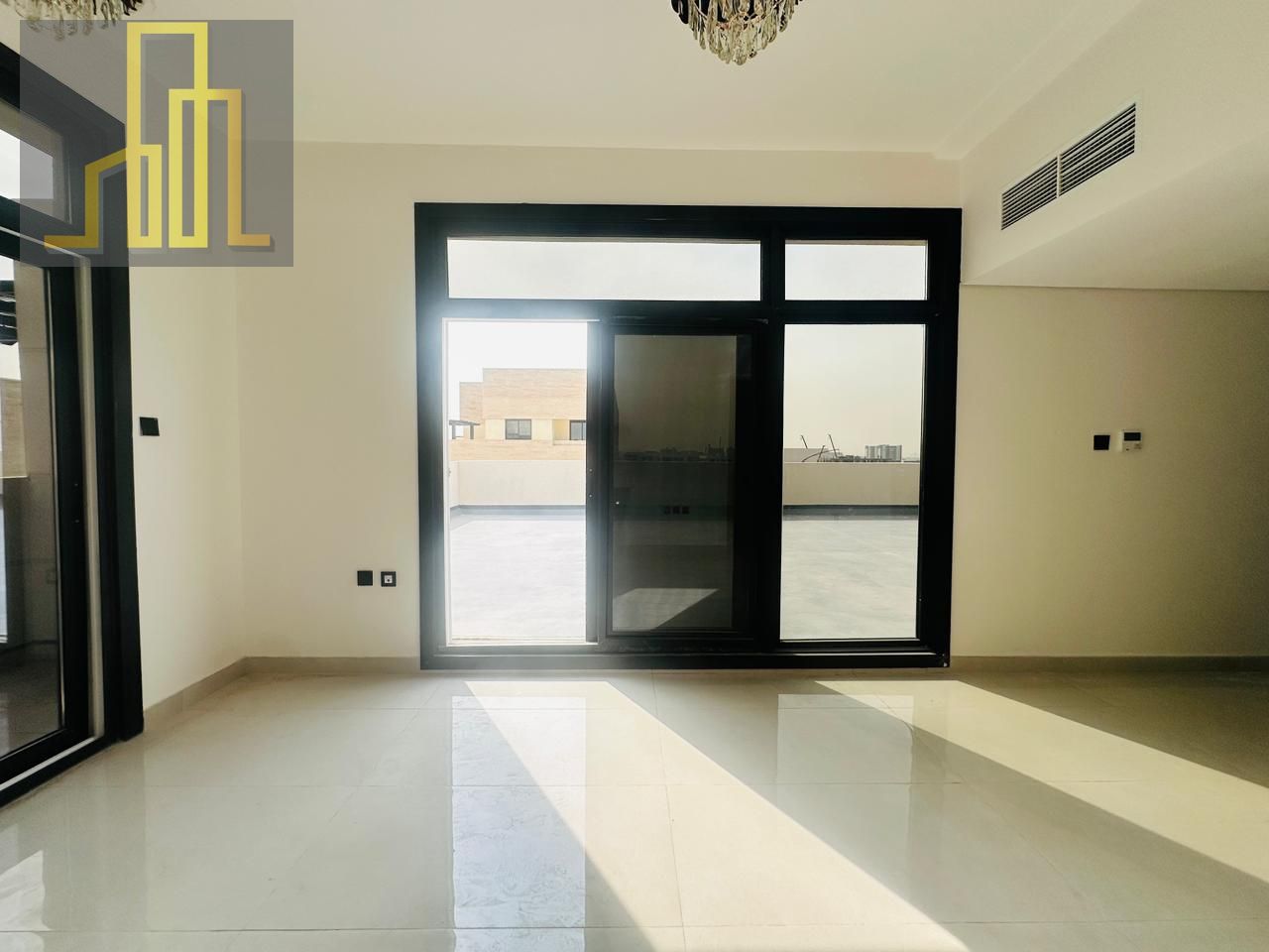Lavish brand nee 1BHK with Balcony 42k in Sarab community Aljada