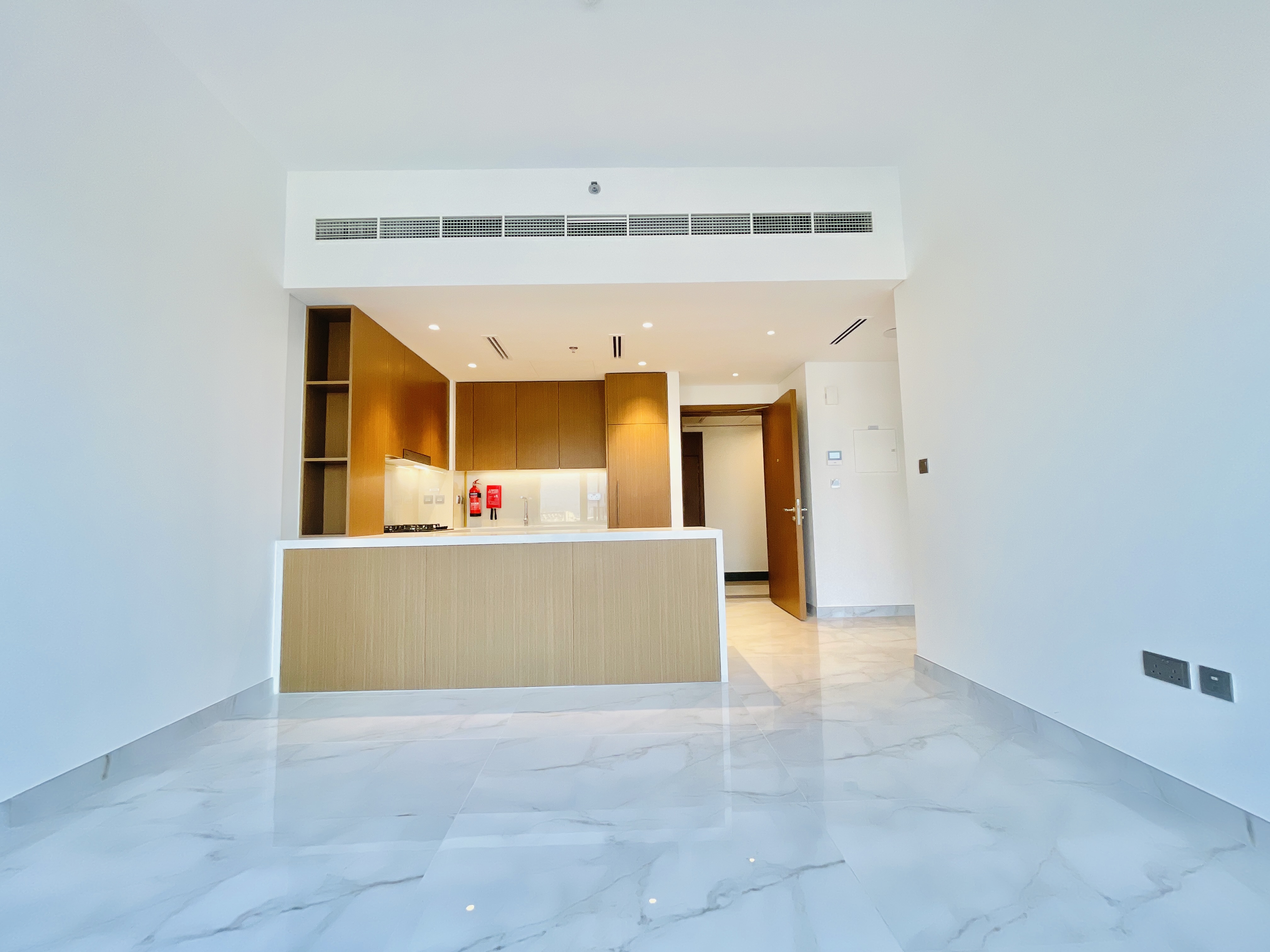 Brand New | Chiller Free | Luxury 1 Bedroom Apartment for Rent Mini Beach Lifestyle | All Amenties Are Available