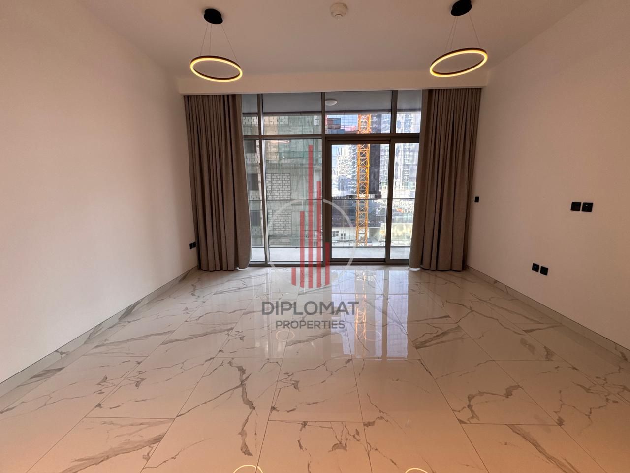 Modern Contemporary | Fully Fi...