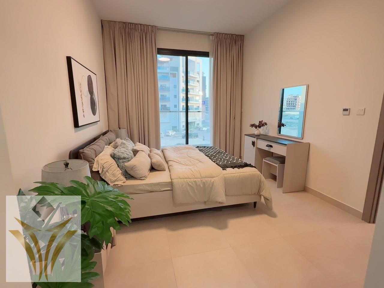 Bright & Modern Home | Panoramic Views | Prime Metro Access
