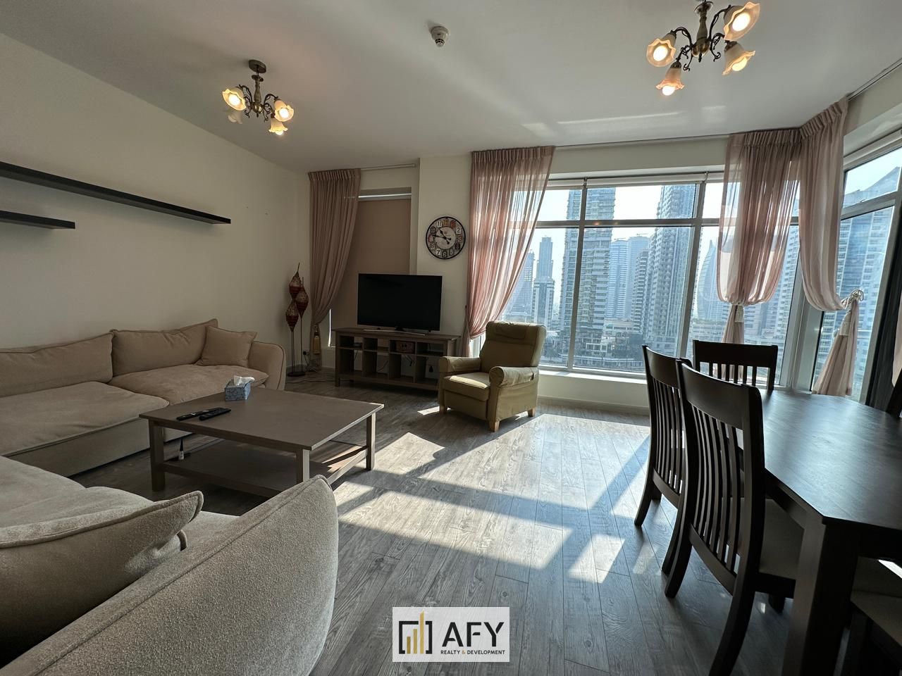 Bright Apartment | Canal View | Prime Location