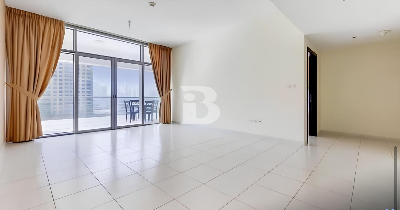 Unfurnished|Spacious|Burj Khalifa and Canal view