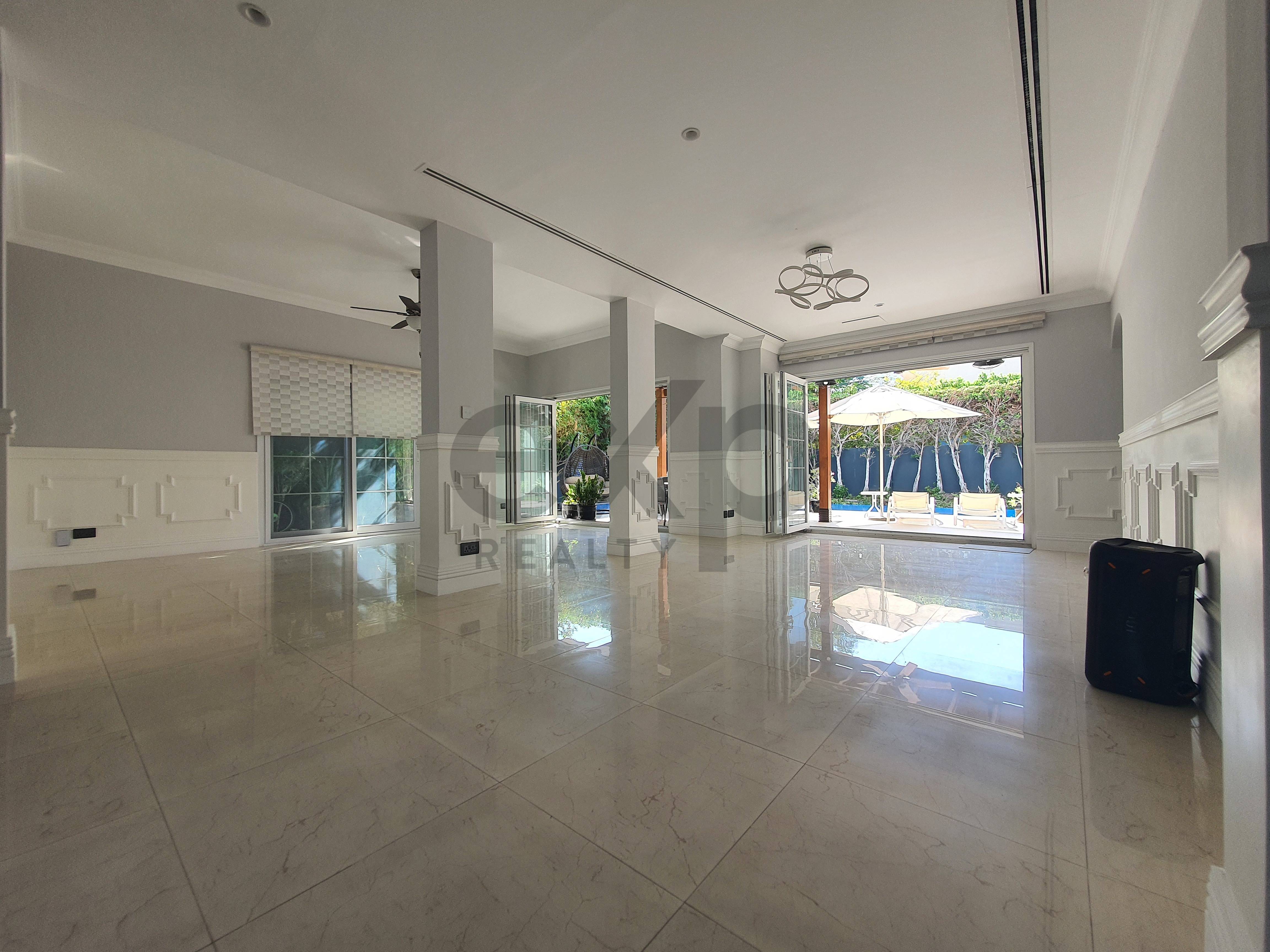 Vacant | Upgraded | Prime Location | Type16 | Pool