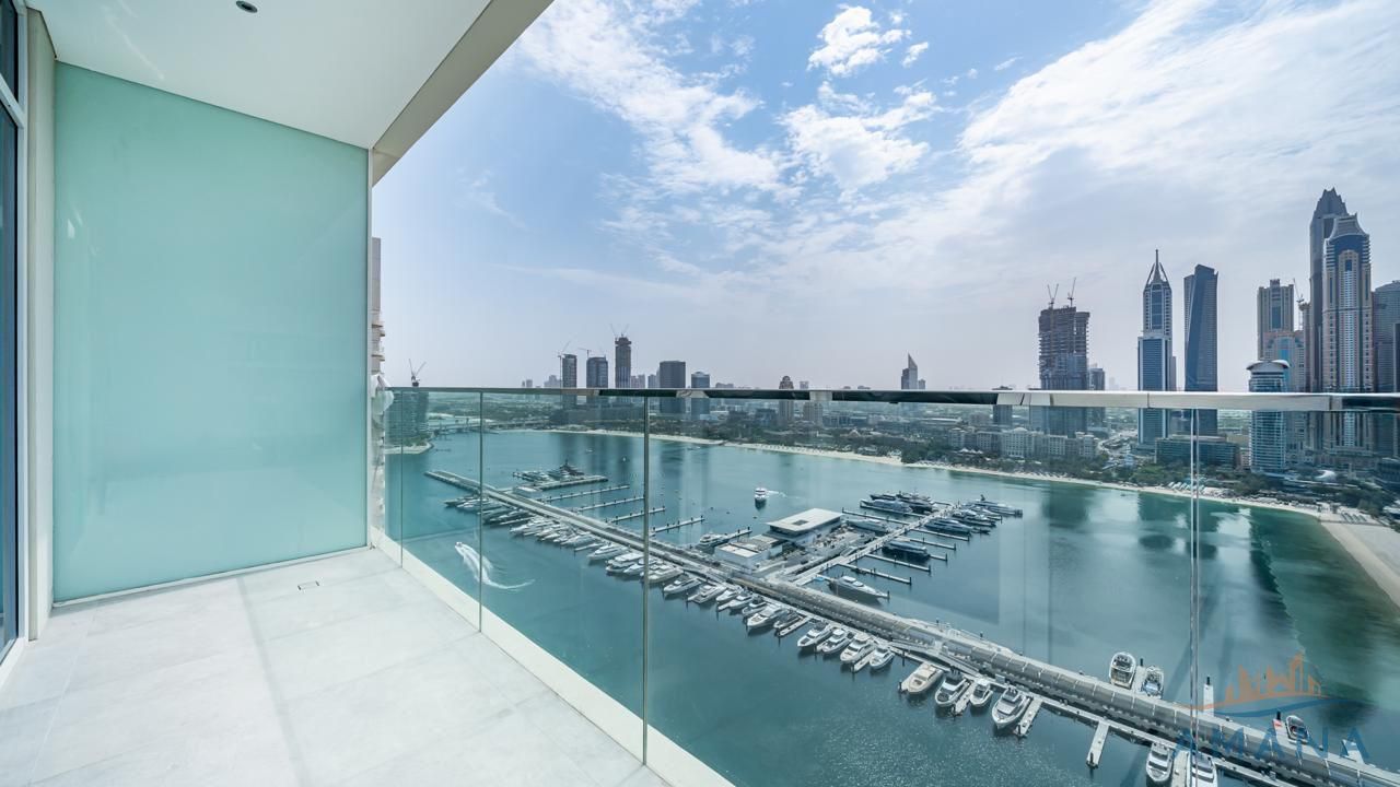 Motivated Seller |Beachfront Location | Luxurious