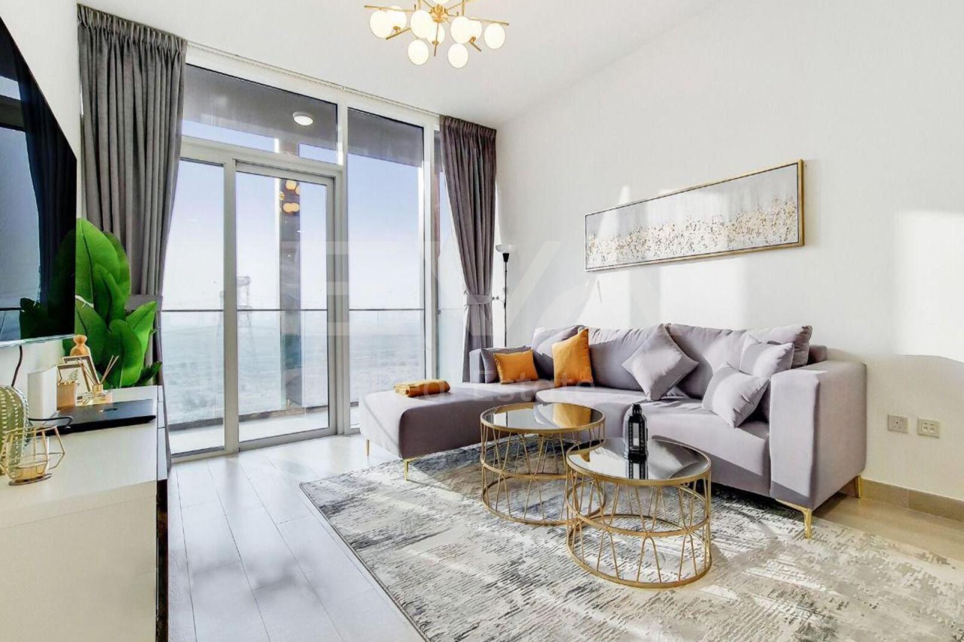 Fully Furnished| Unique Layout | Dual View