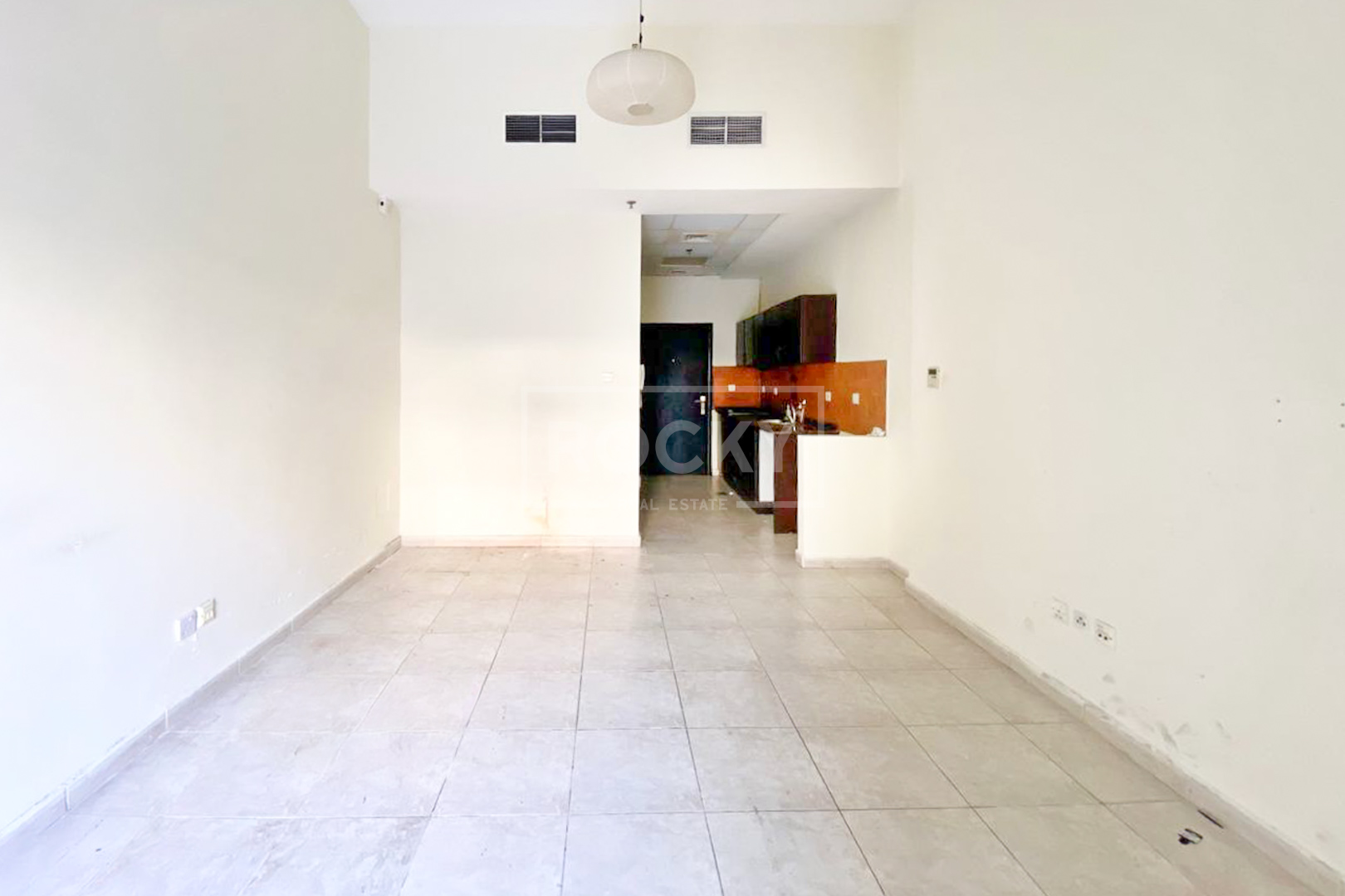Private Garden | Near Shopping Mall | Vacant