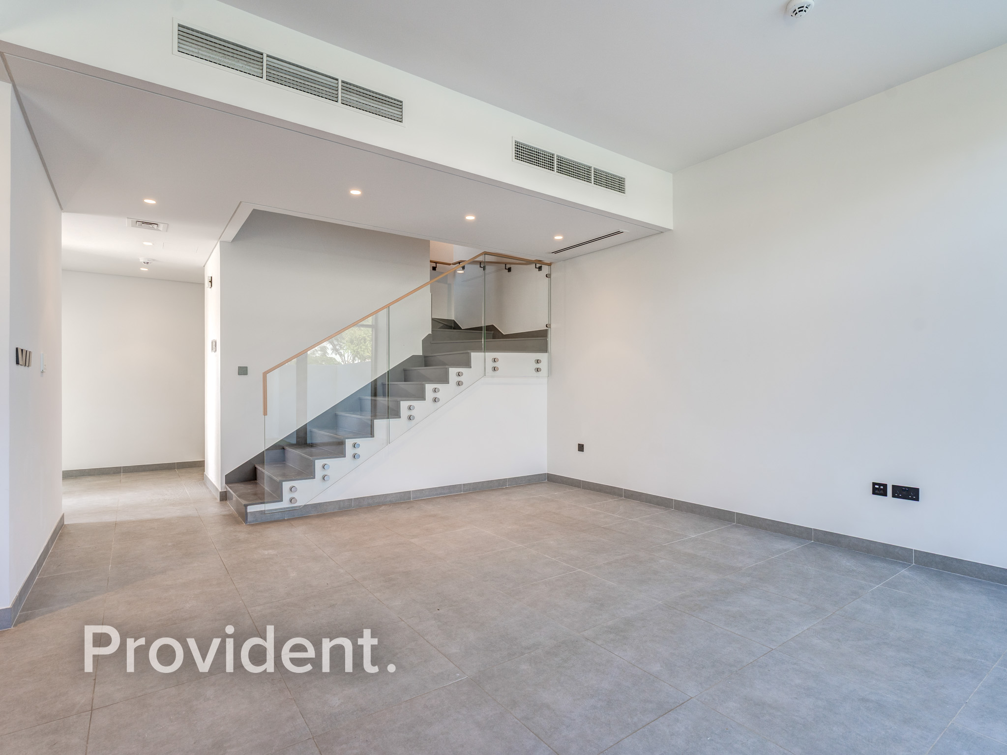 Corner | Near Amenities | Single Row