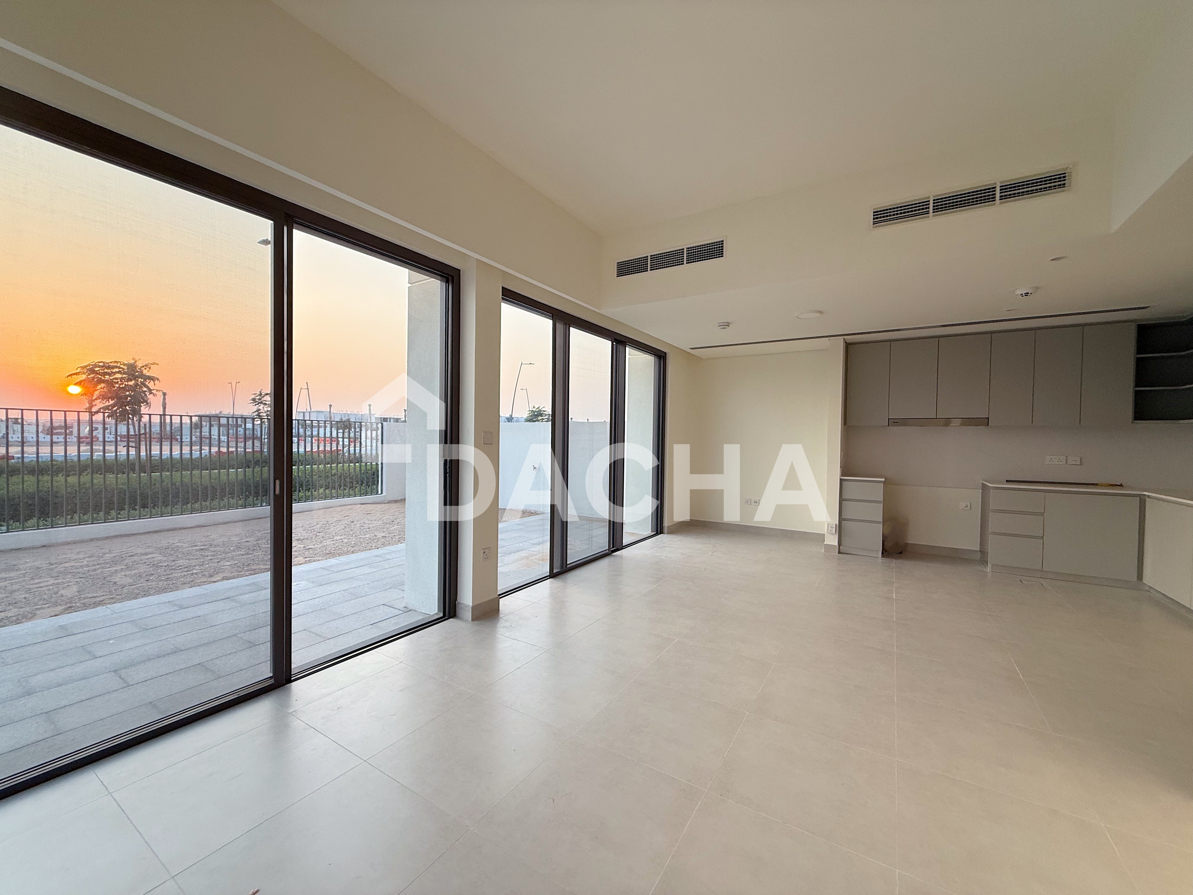 Single Row | True Corner | Prime Location