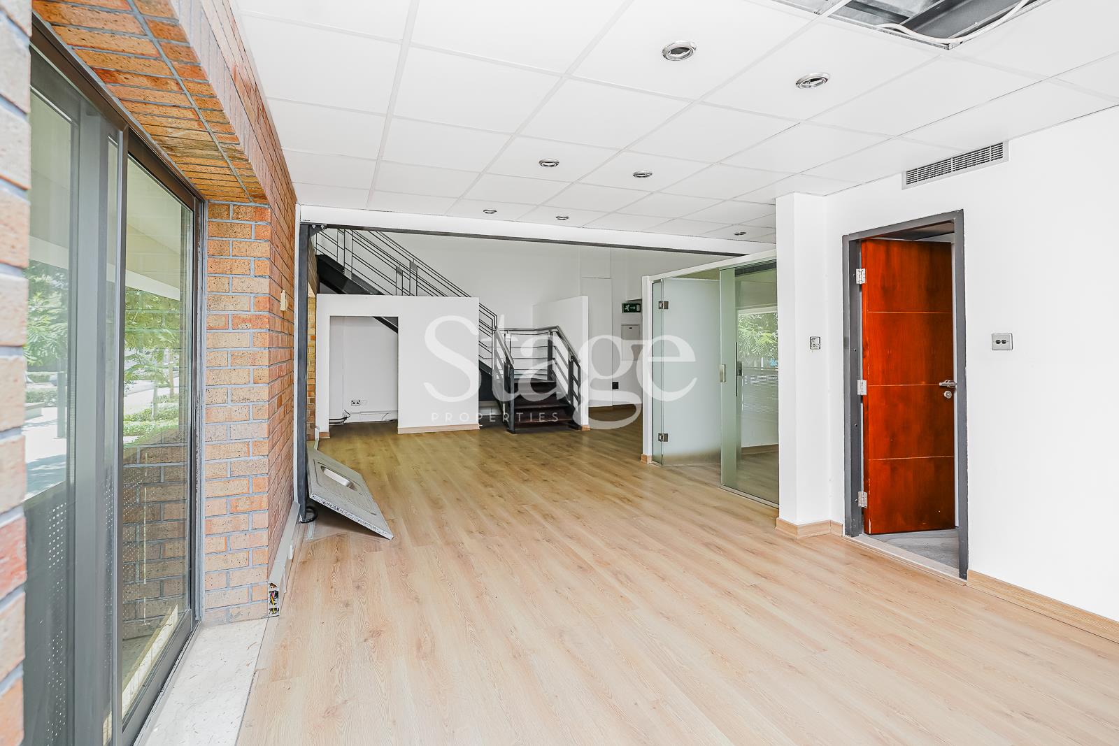 DDA License | High End Duplex Office |Chiller Free