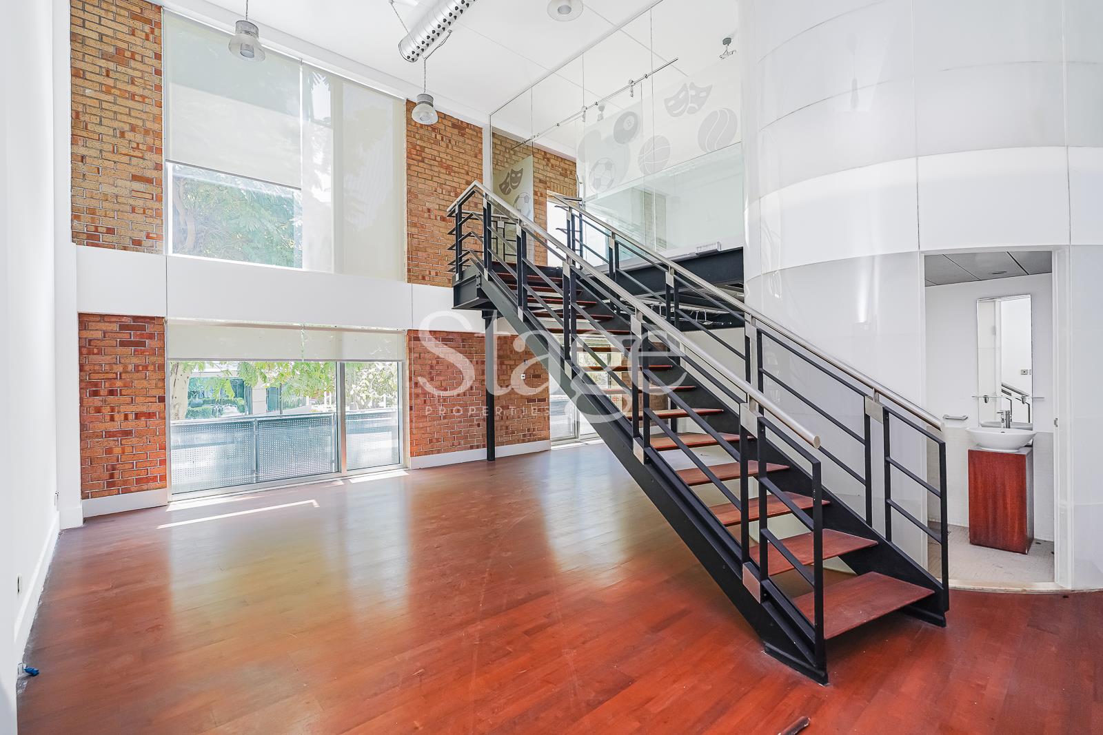 DDA License | High End Duplex Office |Chiller Free