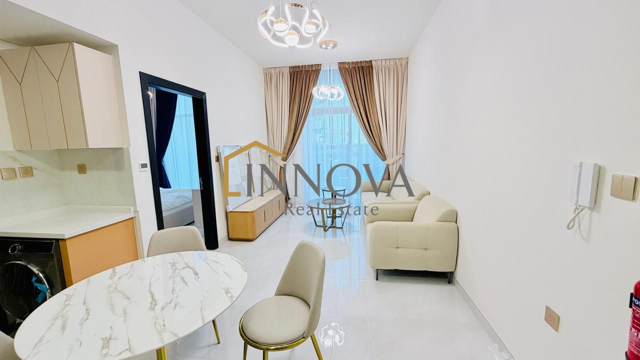 Brand New Fully Furnished Low Floor Amenities View