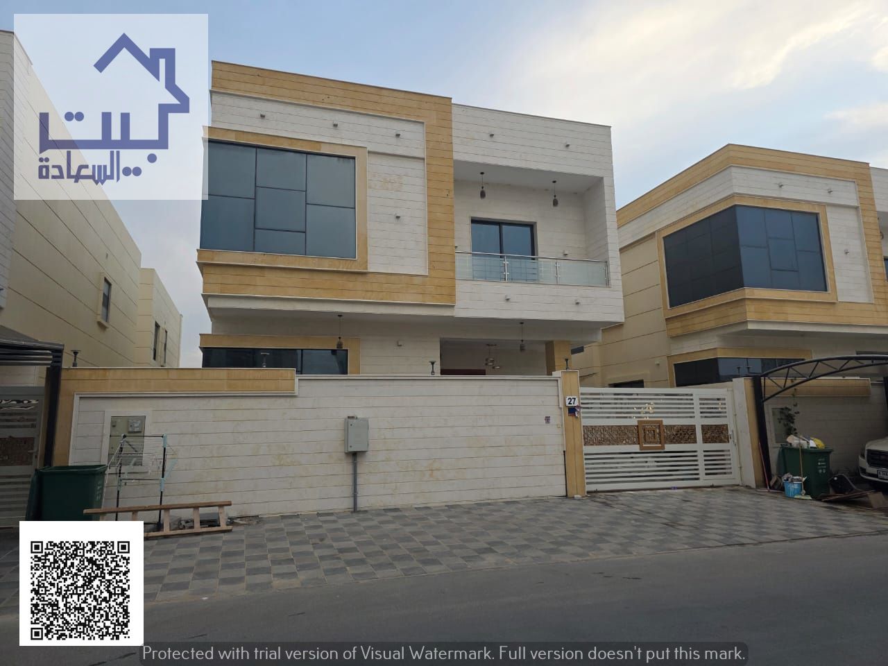 Luxury villa for rent, excellent finishing, first occupancy, at a very special price of 120,000 AED. Strategic location with built-in wardrobes.