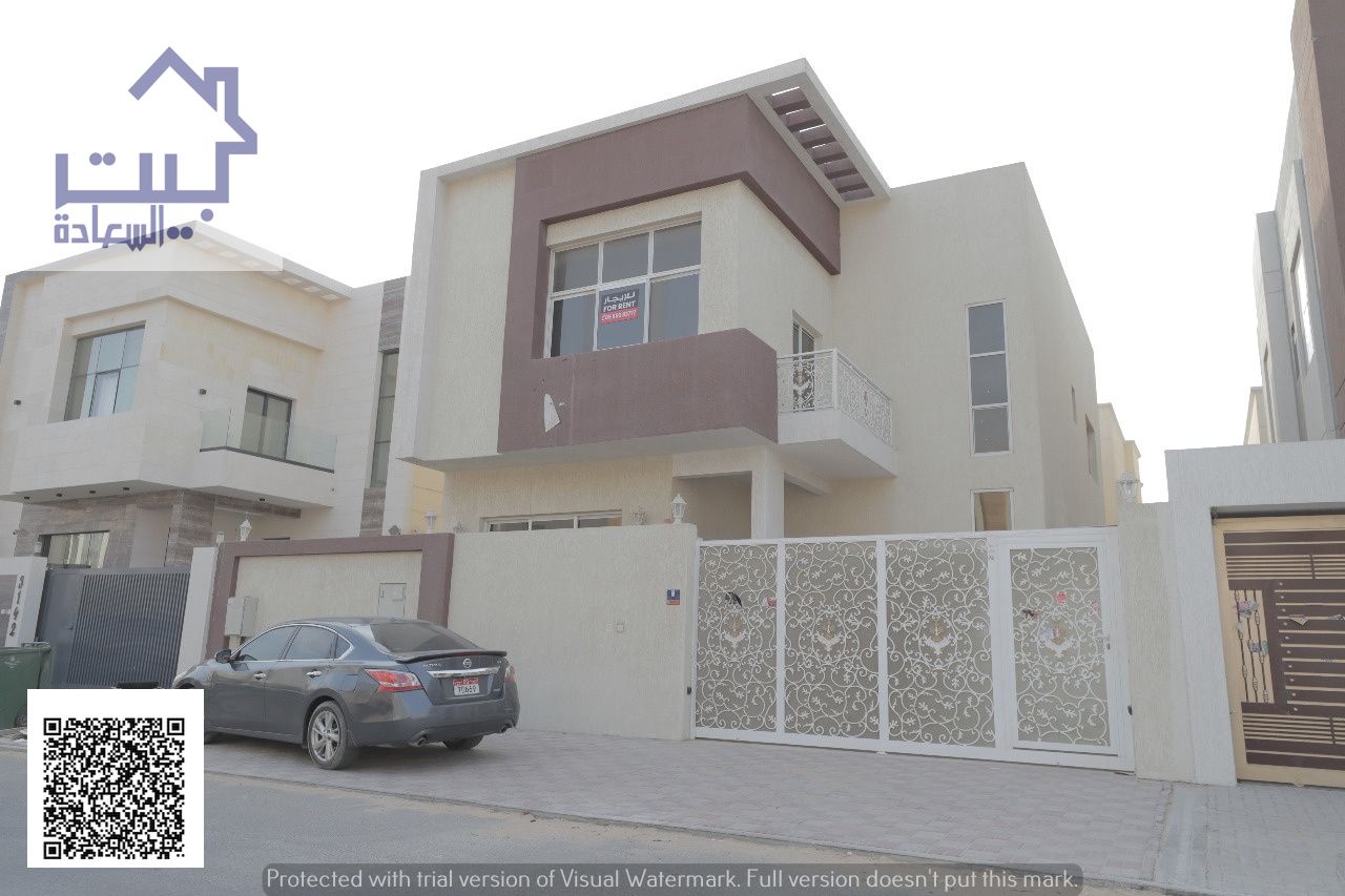Villa for rent in a prime location, close to all essential services and amenities.