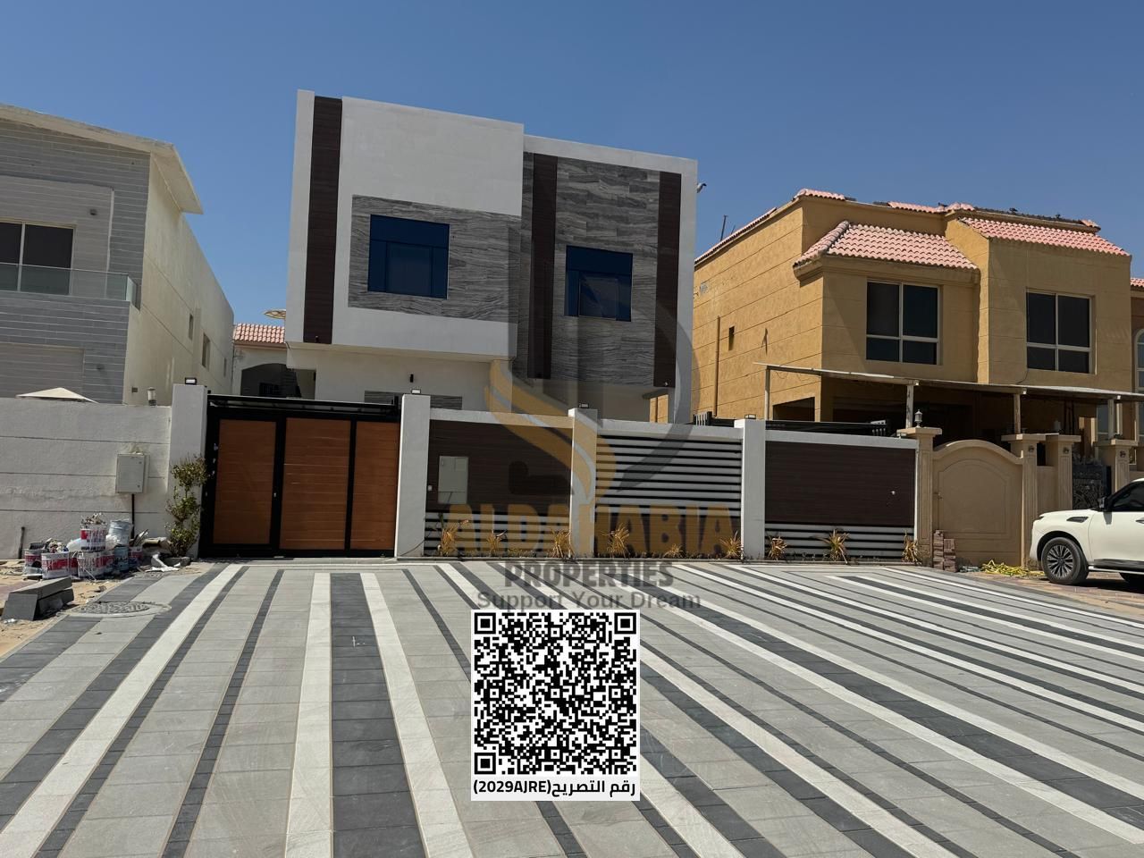 Villa for Sale or Rent in Al Mowaihat 1 – Main Road Location An excellent opportunity to buy or rent a spacious villa located on a main road in Al