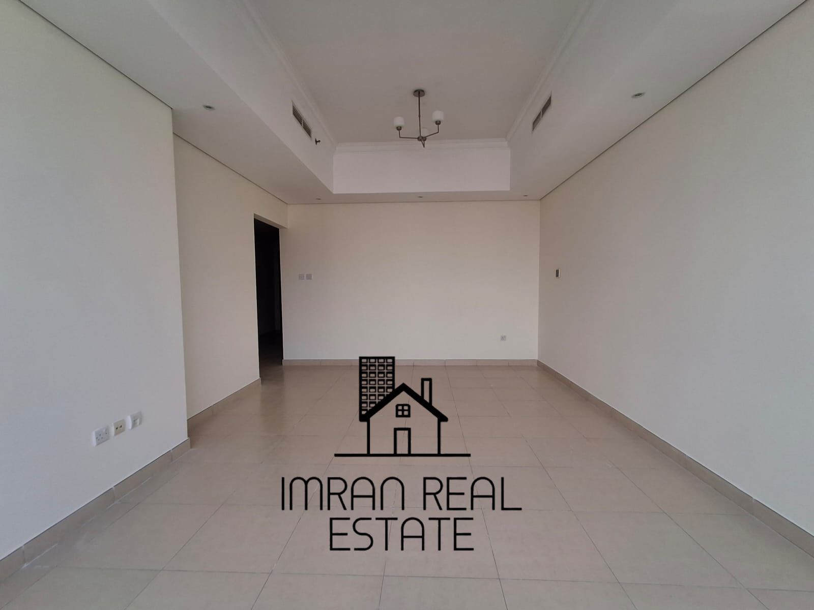 Luxury 3BHK Sea view| Parking free and swimming pool free| Family building