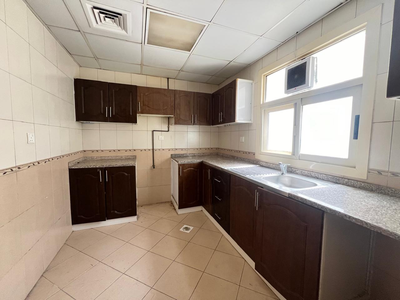 12 cheque payment 1bhk with 2 washrooms new muwaileh sharjah