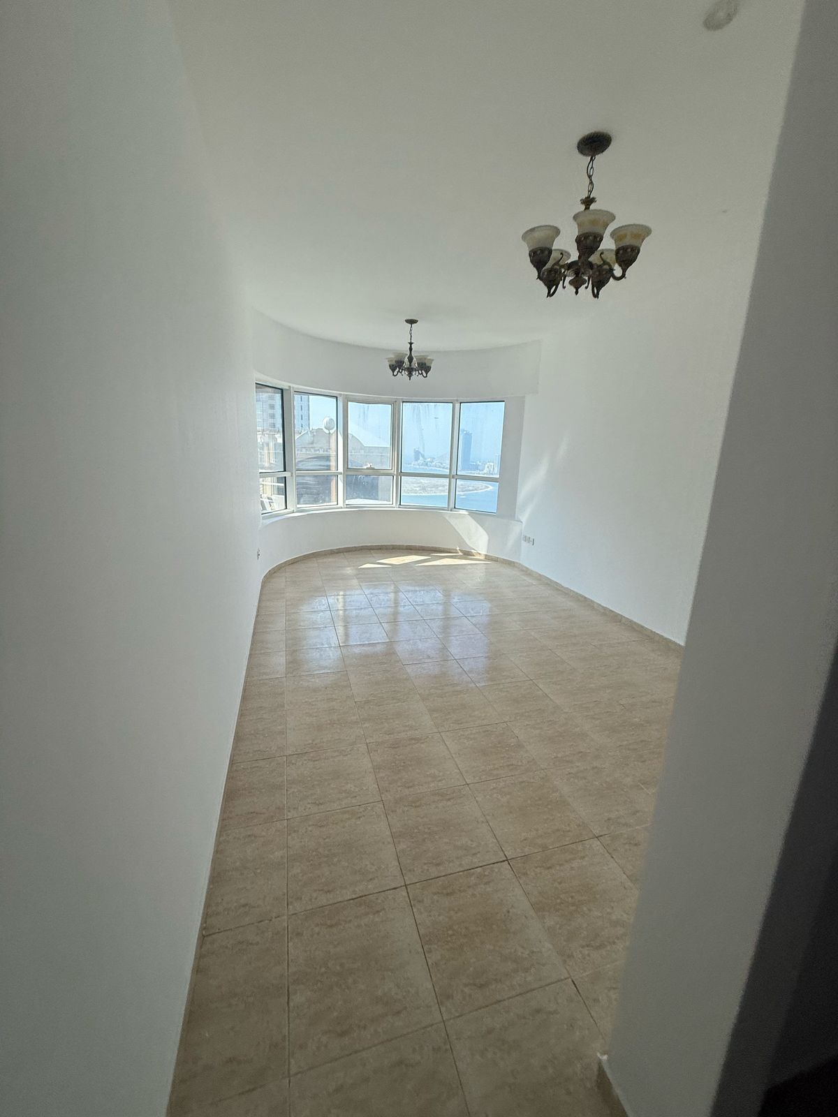For annual rent in Sharjah, specifically in the Al Taawun area: 3 bedrooms, a living room, central air conditioning, and an excellent size.