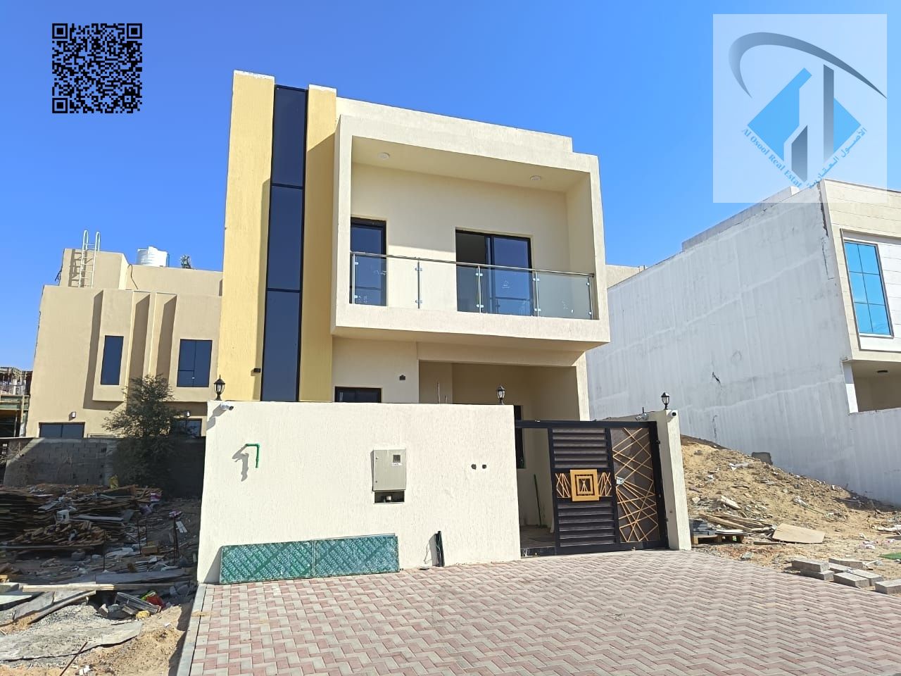 5bhk townhouse freehold superdelux finish good price