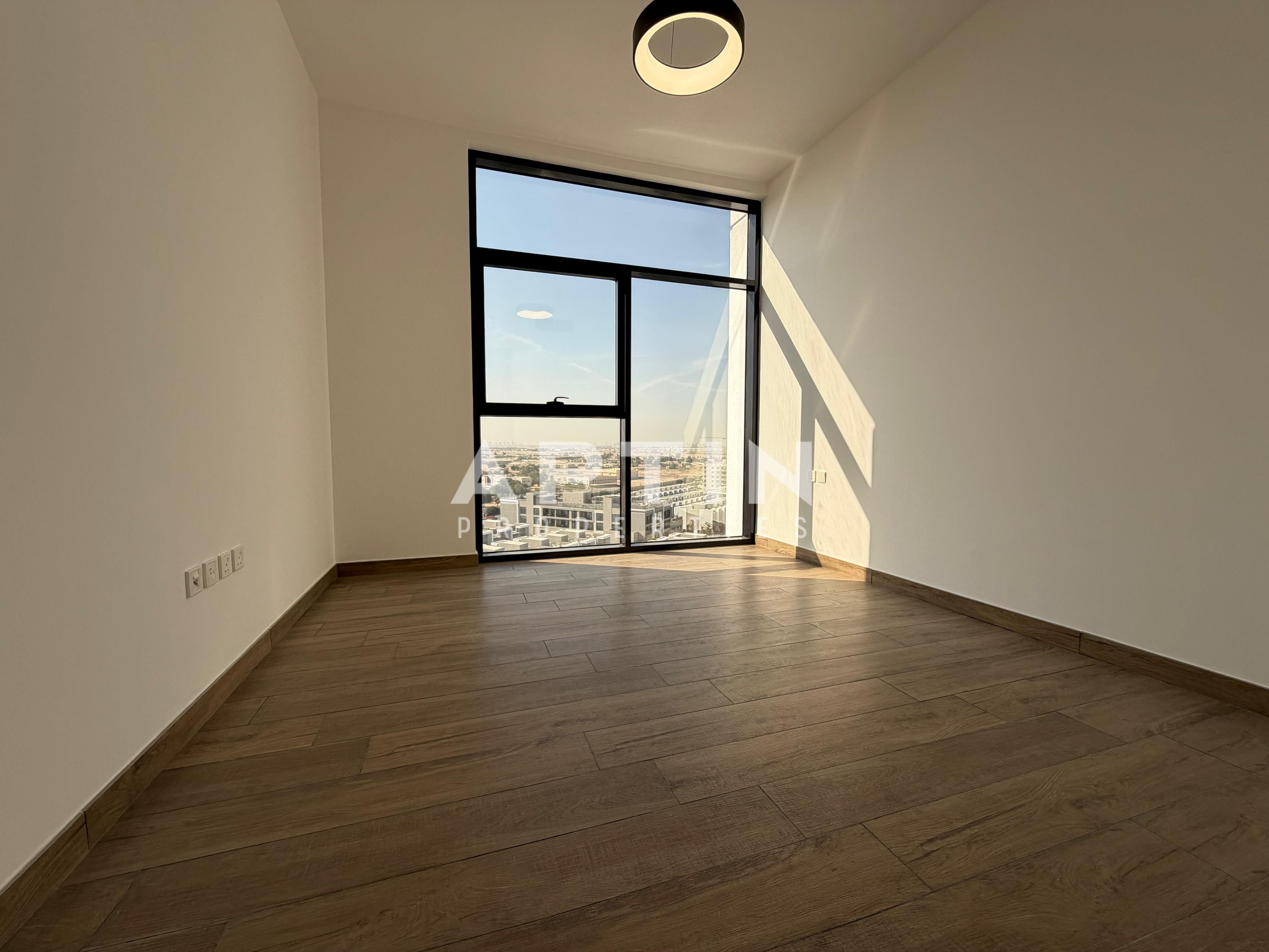 Exclusive 2 Bedroom Home with Laundry Room | Sophisticated Design
