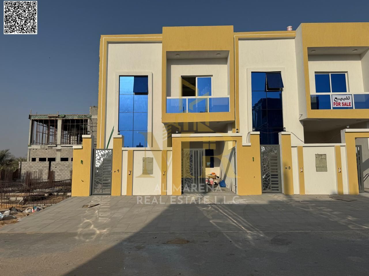 A villa with a price including registration and ownership fees, ready to move in, in the most prestigious areas of Ajman. Freehold ownership for all n