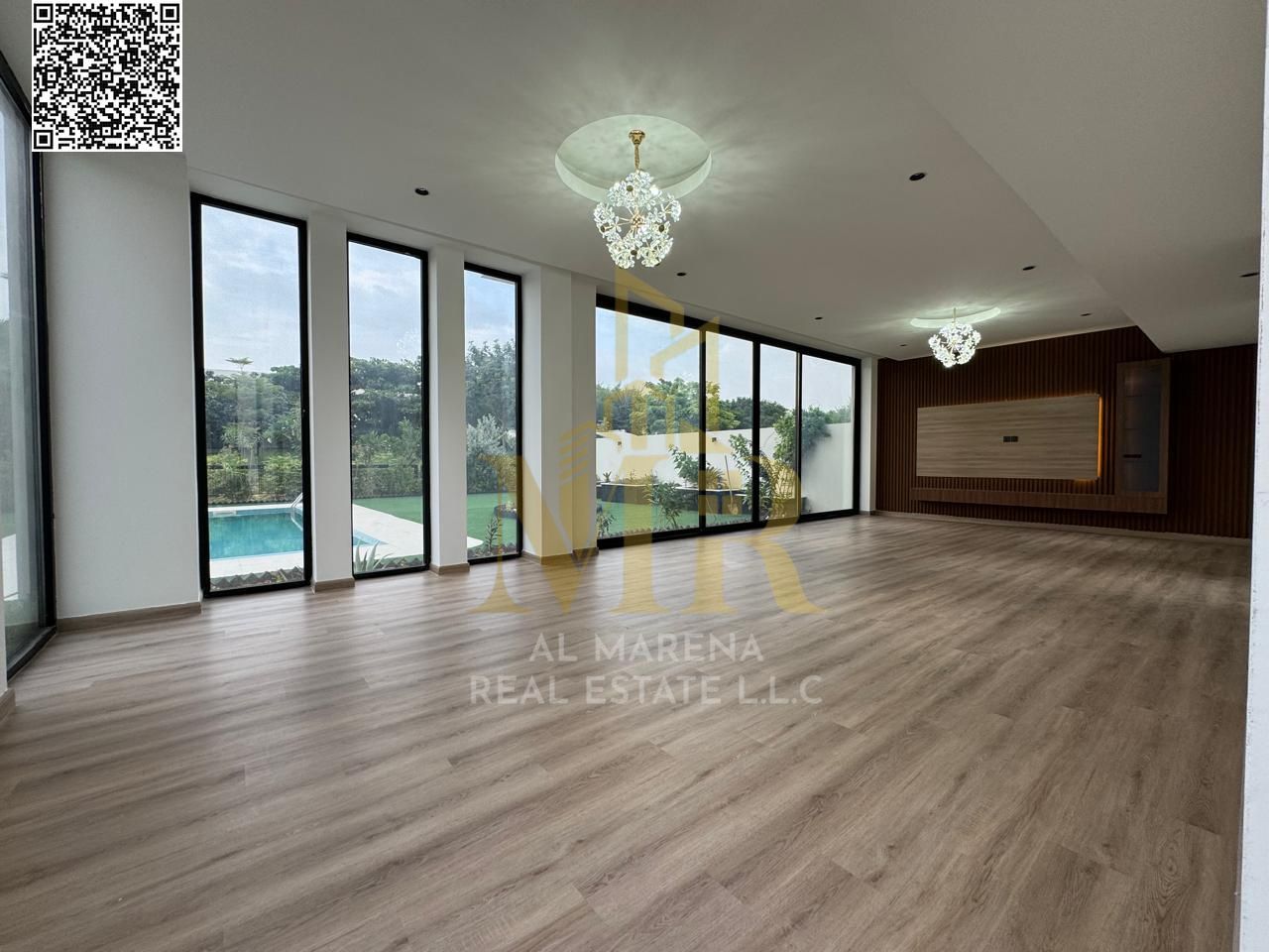 Corner villa on two streets, price includes electricity, water, and air conditioning. Located on the main street, ready to move in, in one of Ajman's