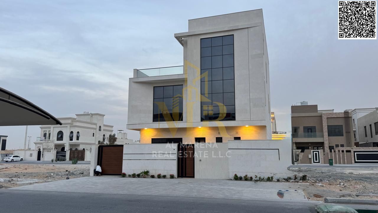 Luxury villa in Al-Aaliya | 3,900 sq ft land | Excellent elevator and rooftop | Includes all services
