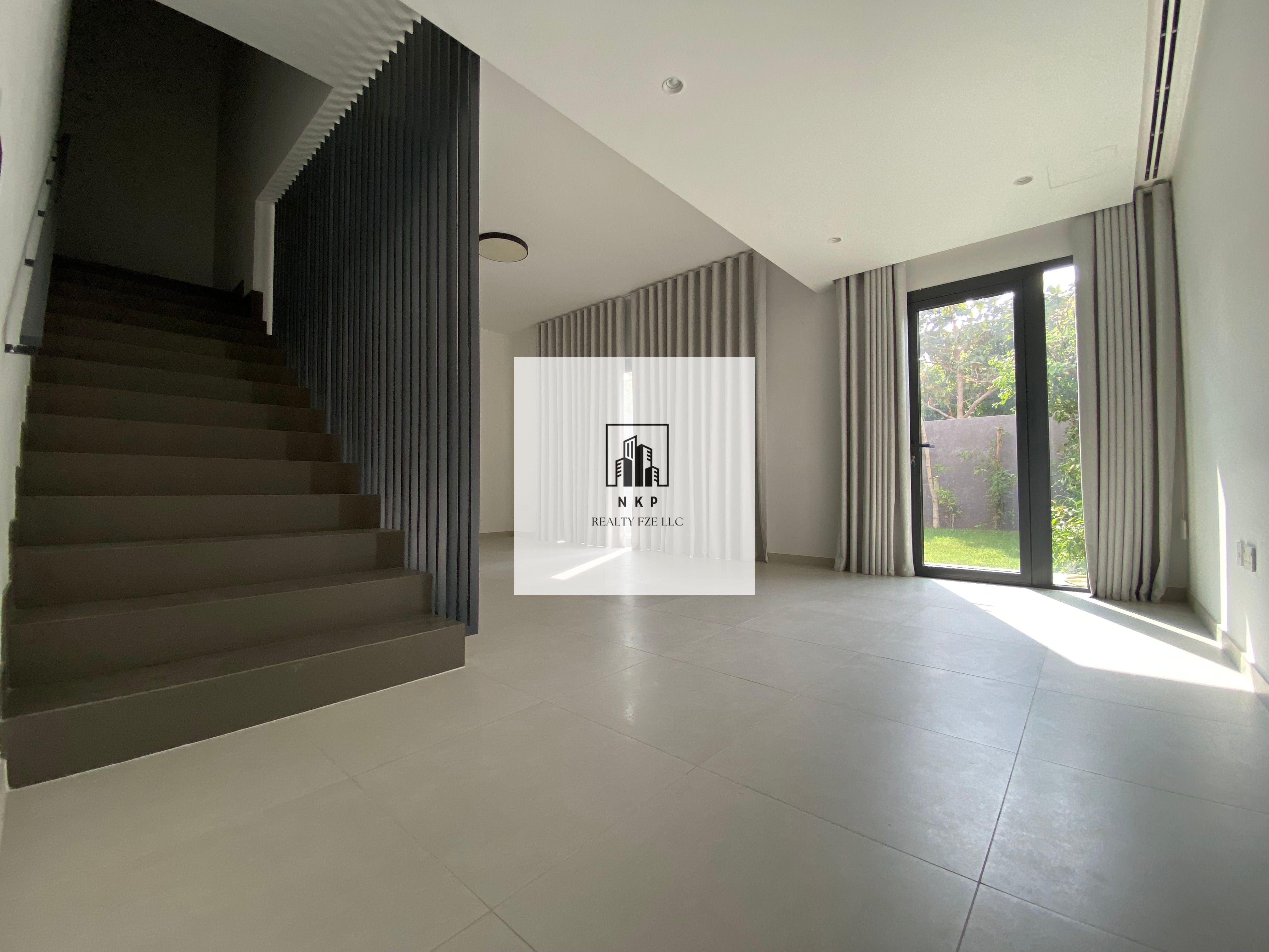 Specious luxury 3bedroom townhouse for rent in sarab 2