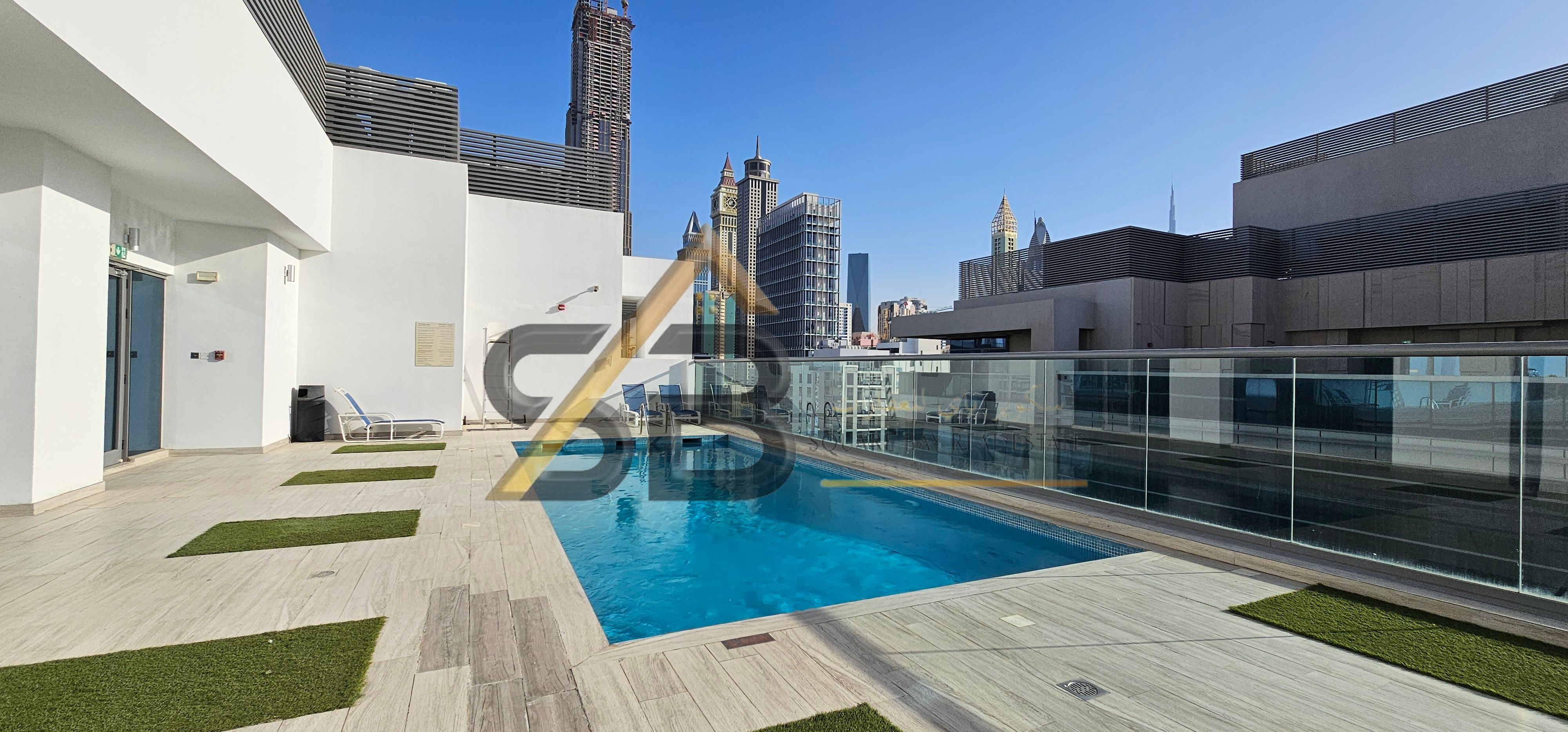 Spacious 2 Bedroom | All Amenities | 10 min Emirates Tower Metro