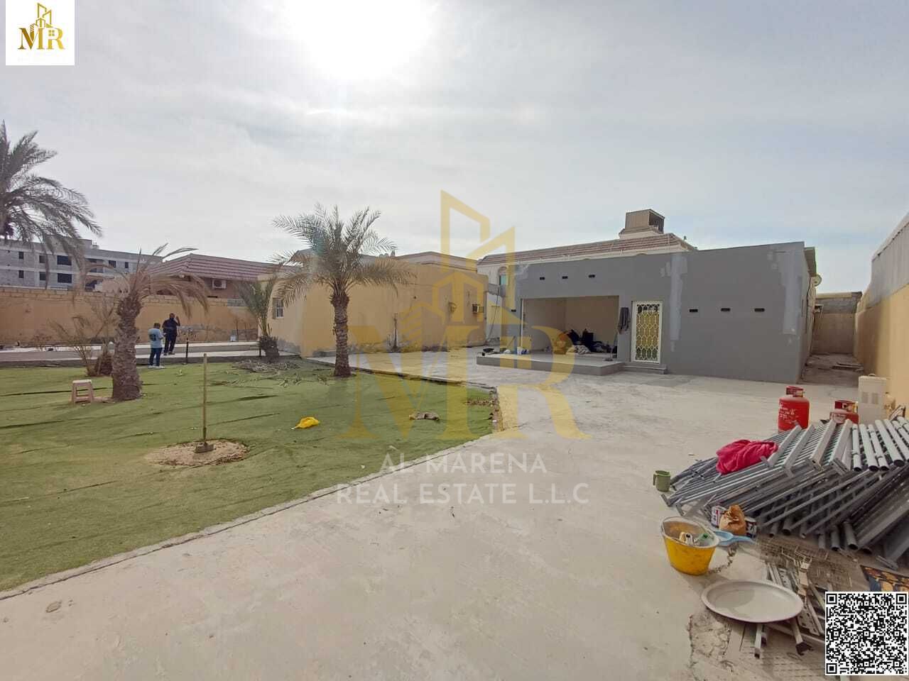 Villa for sale in Al Rawda 2, residential/commercial, prime location, freehold, 10,000 sq ft, paved street. The villa consists of one floor with 5 roo