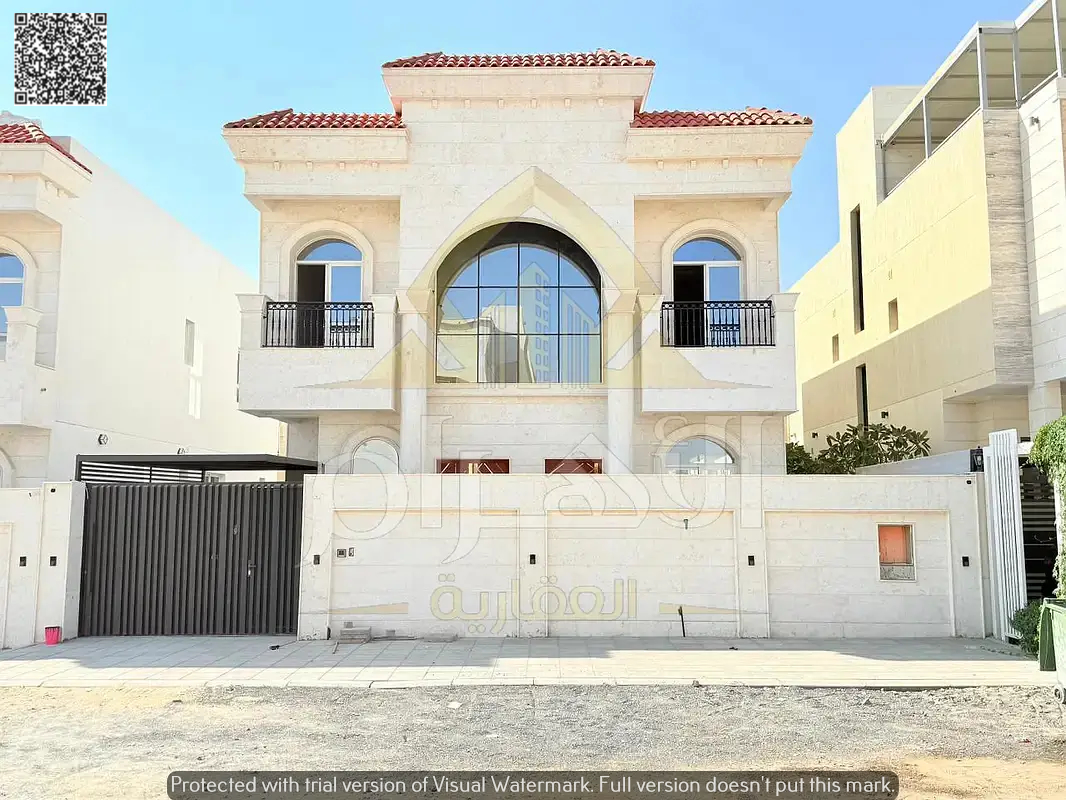 Classic villa, large area, no annual fees, freehold ownership for all nationalities, close to all services, registration and ownership fees included.