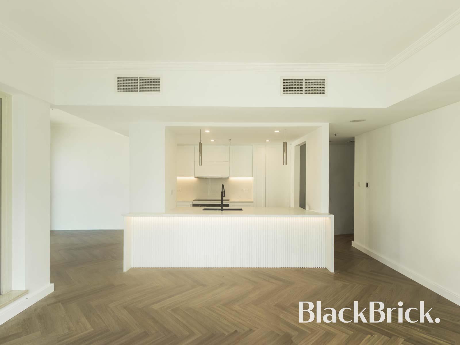 Exclusive | Fully Upgraded | Marina View | Vacant