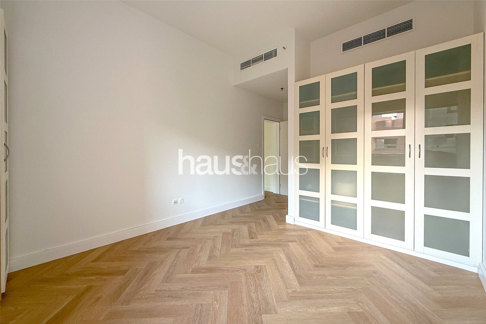 Upgraded | Spacious Unit | Available now
