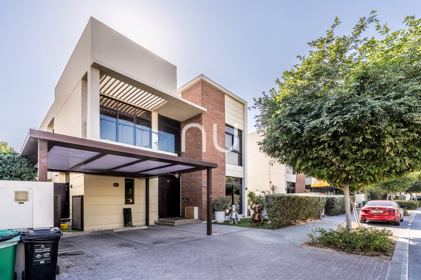 Independet Villa | Large Plot | Closed Kitchen