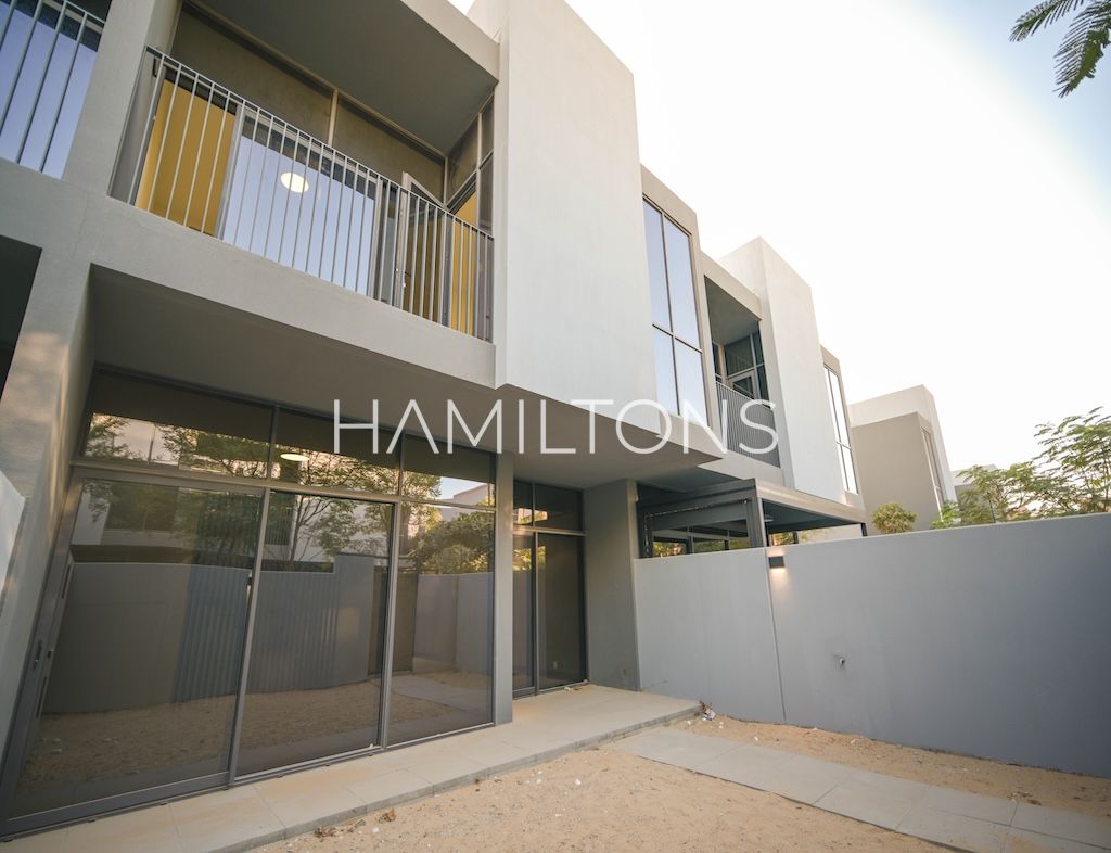 Spacious Smart Villa | Prime Location | Resale
