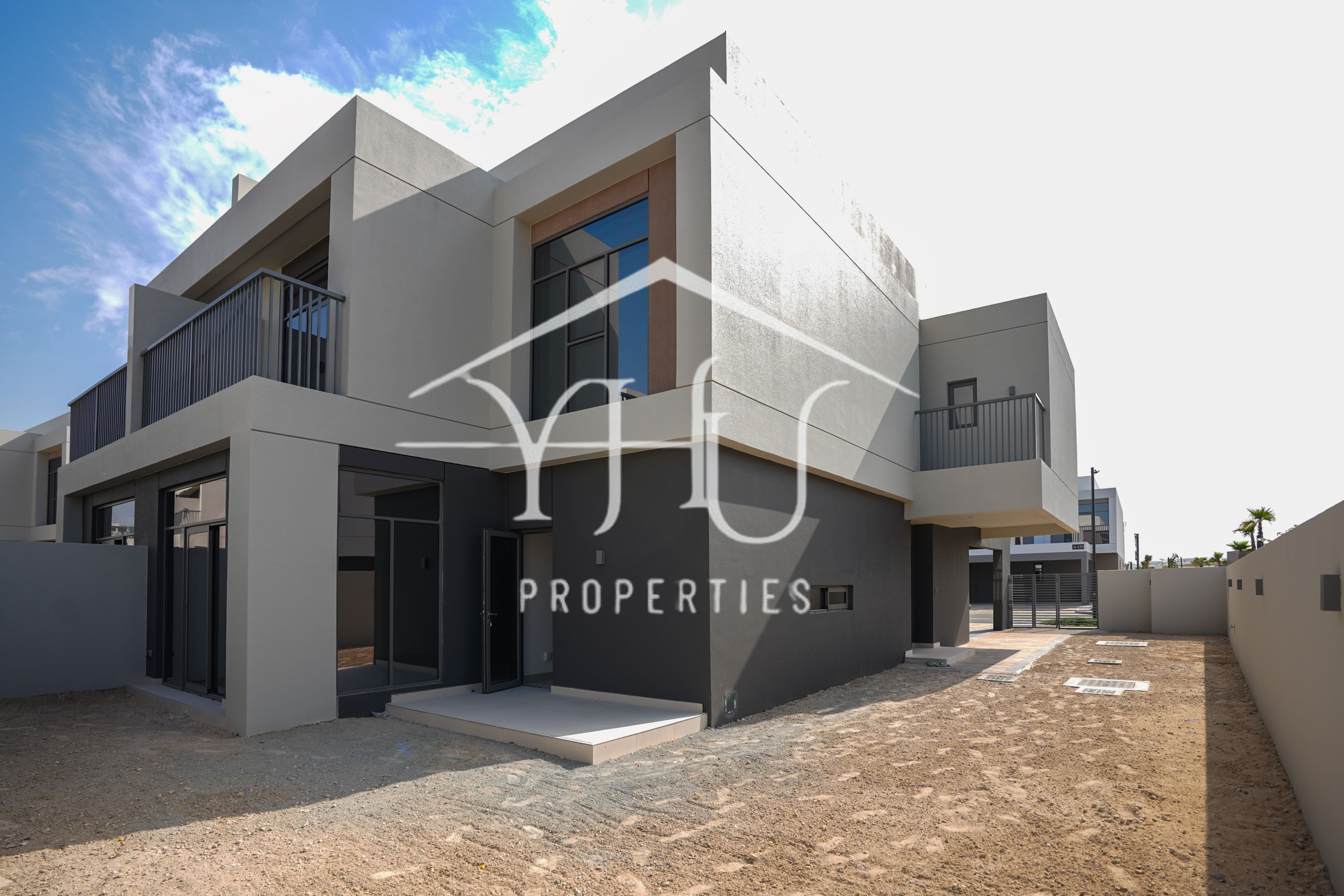 4BR Villa + Maid + Study | Spacious and Stylish