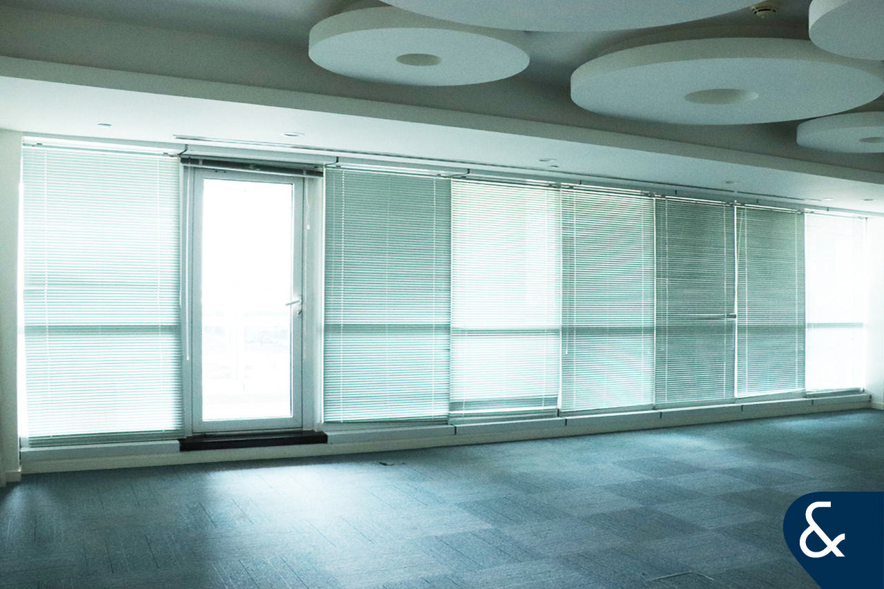 Fully Fitted | Close to Metro | Vacant Now