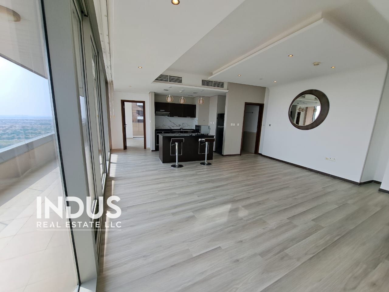 Flexible Cheques | Large Layout | Higher Floor