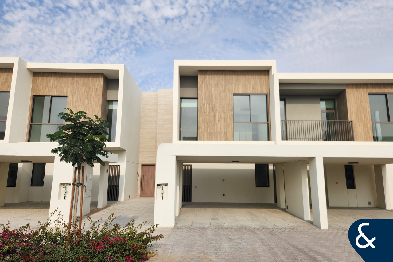 Brand new | Sleek Style | Great Location