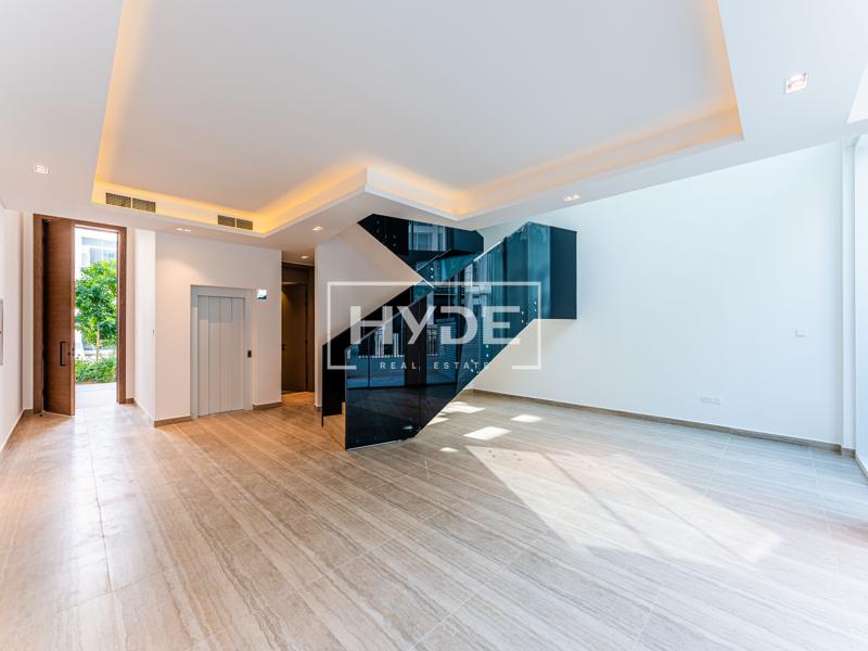 Luxury Living | Ready Now | Roof Pool