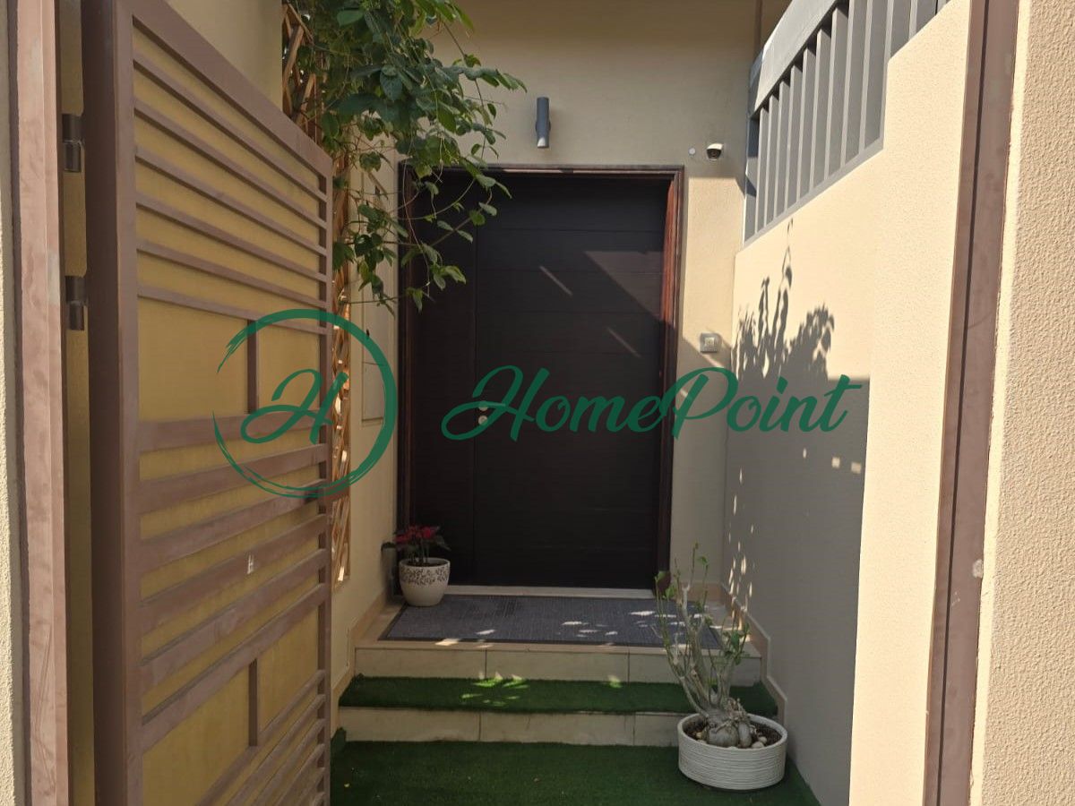 4 BR + M | Vastu - Complaint | Vacant