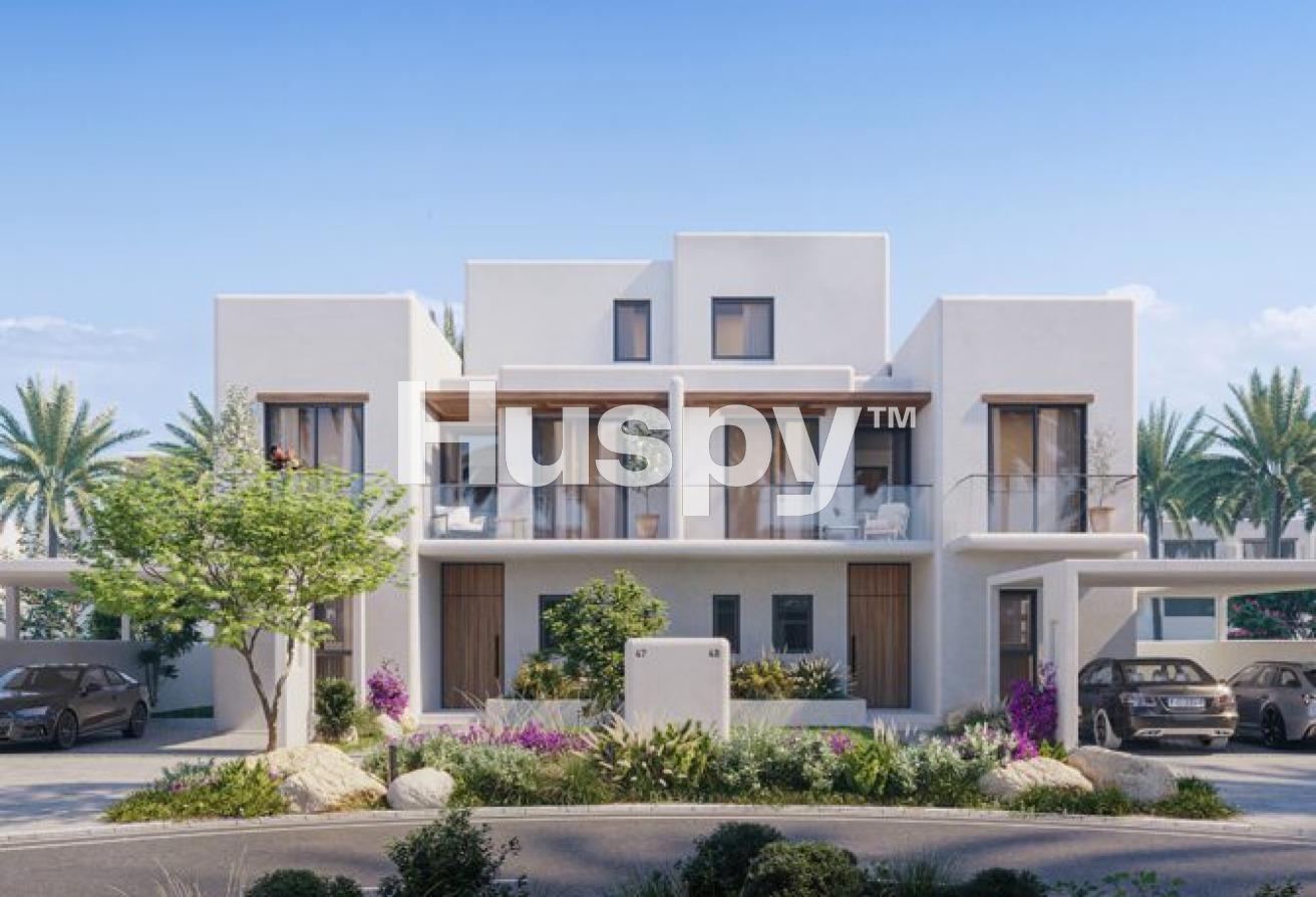 Waterfront | Huge Layout | Private Corner