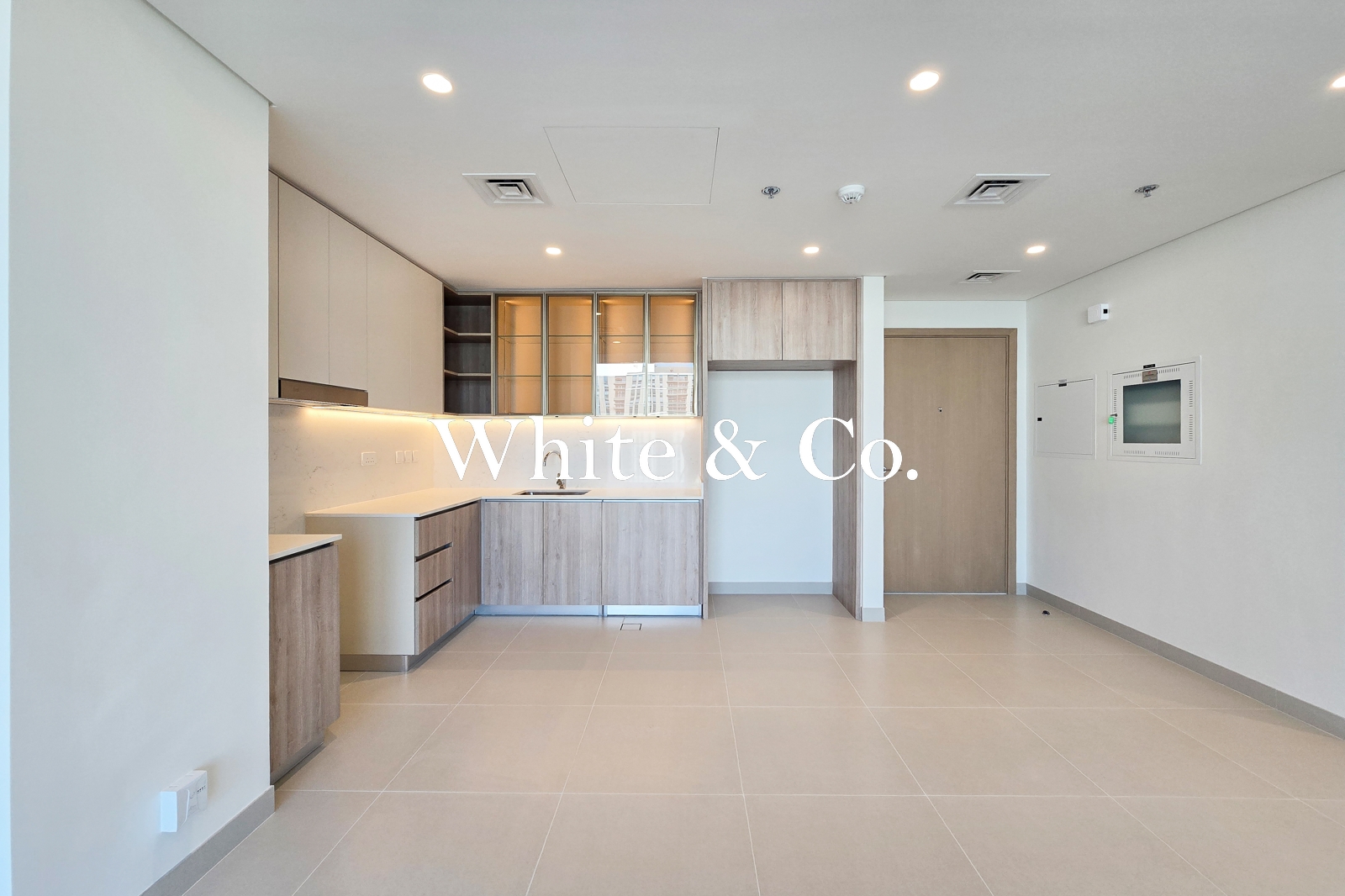 PARK VIEW | HIGH FLOOR | REDUCED BILLS