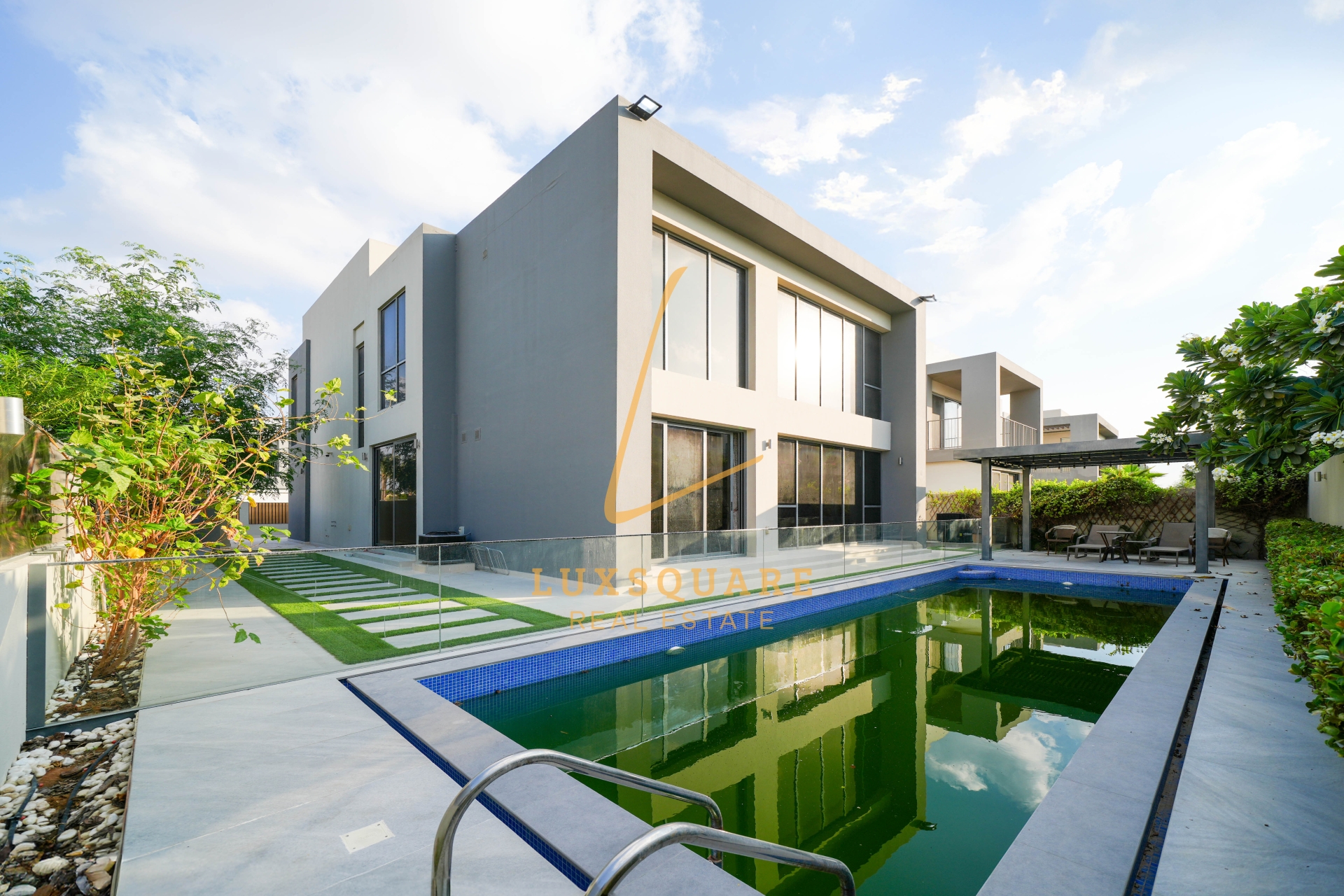 Modern Villa I Huge Layout I Fully Furnished