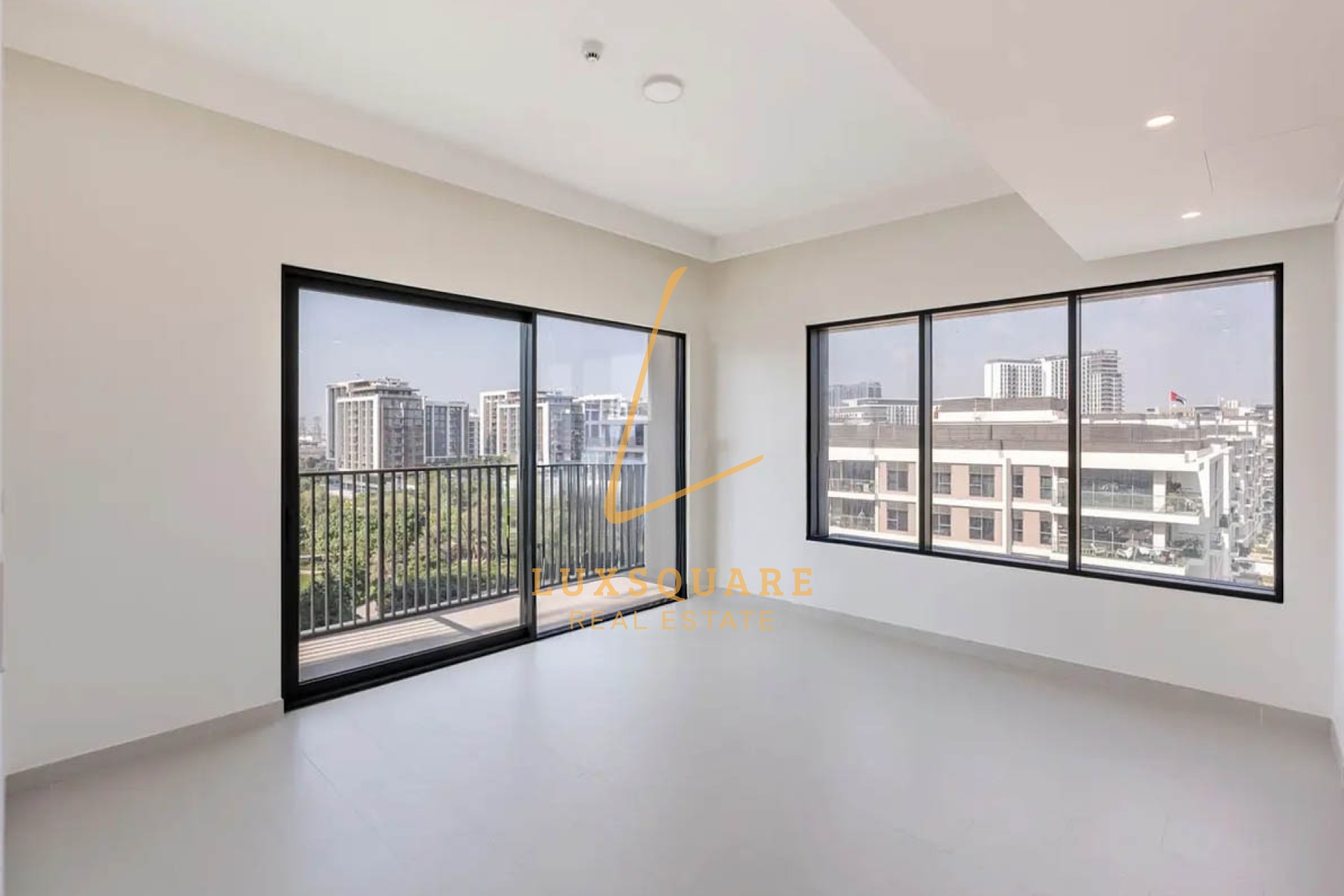 Stunning 2 Br I Pool and Park View I Ready to Move