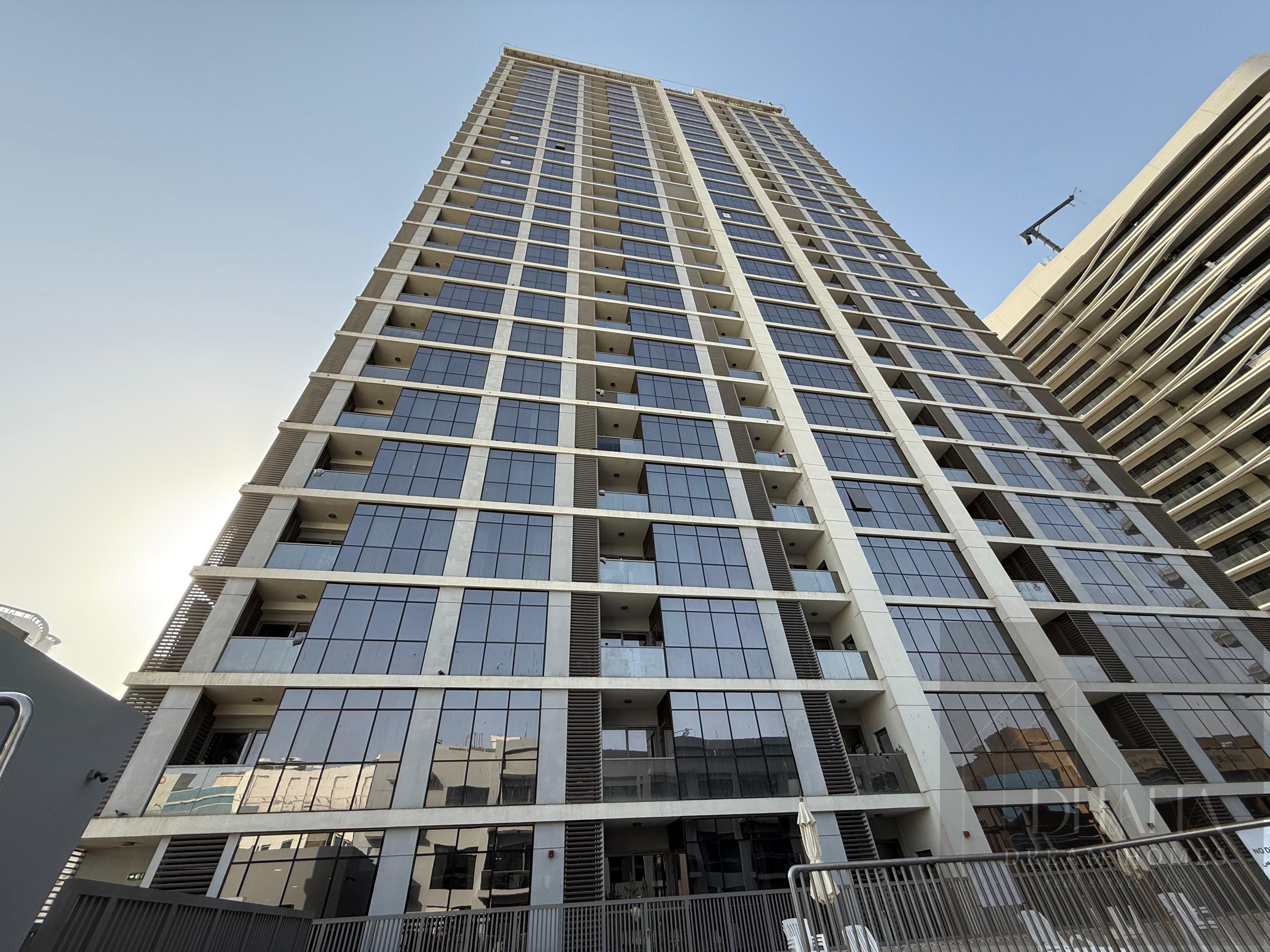 STUNNING 2-BHK APARTMENT HIGHER FLOOR AMAZING & MODERN LAYOUT